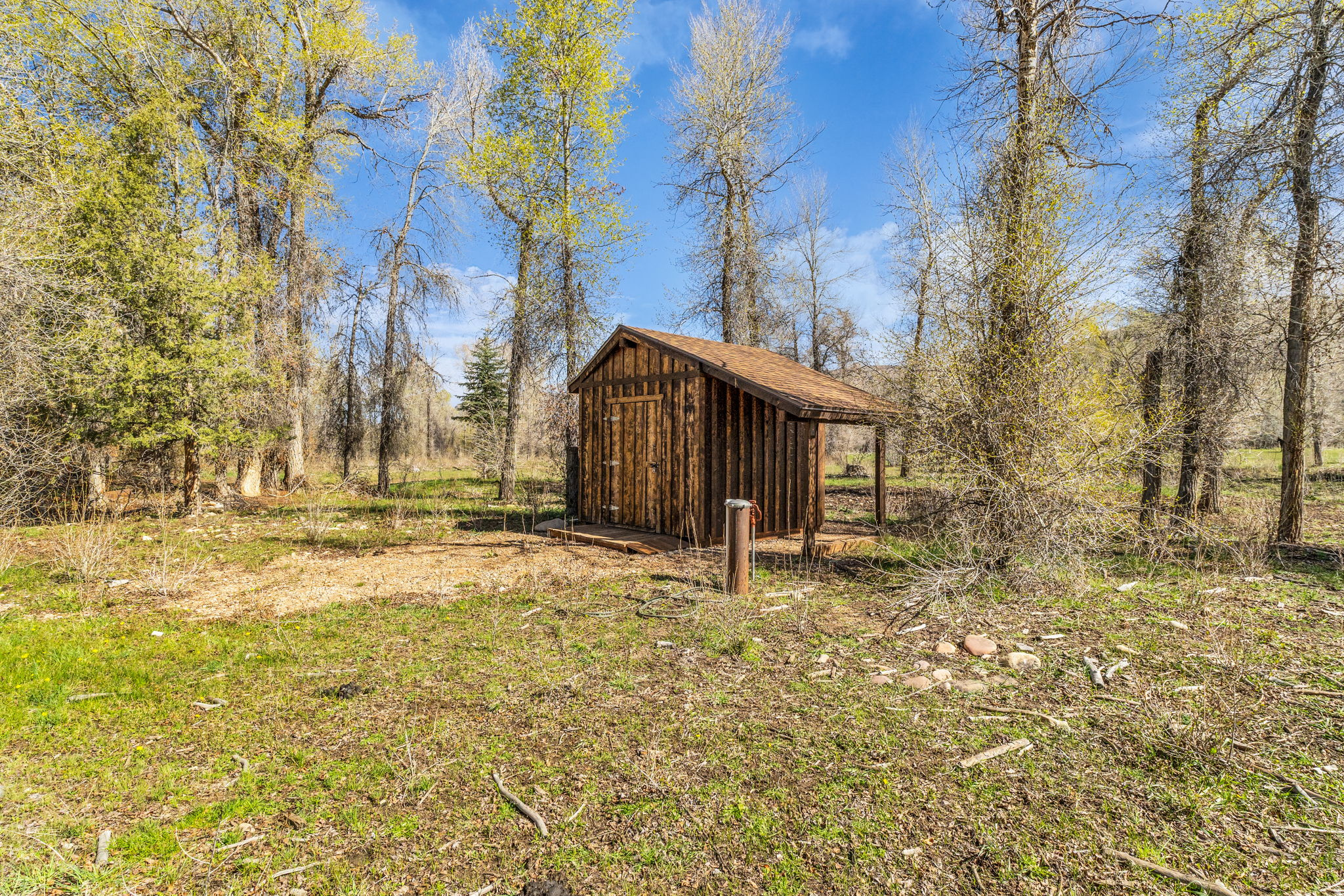 main property photo 11