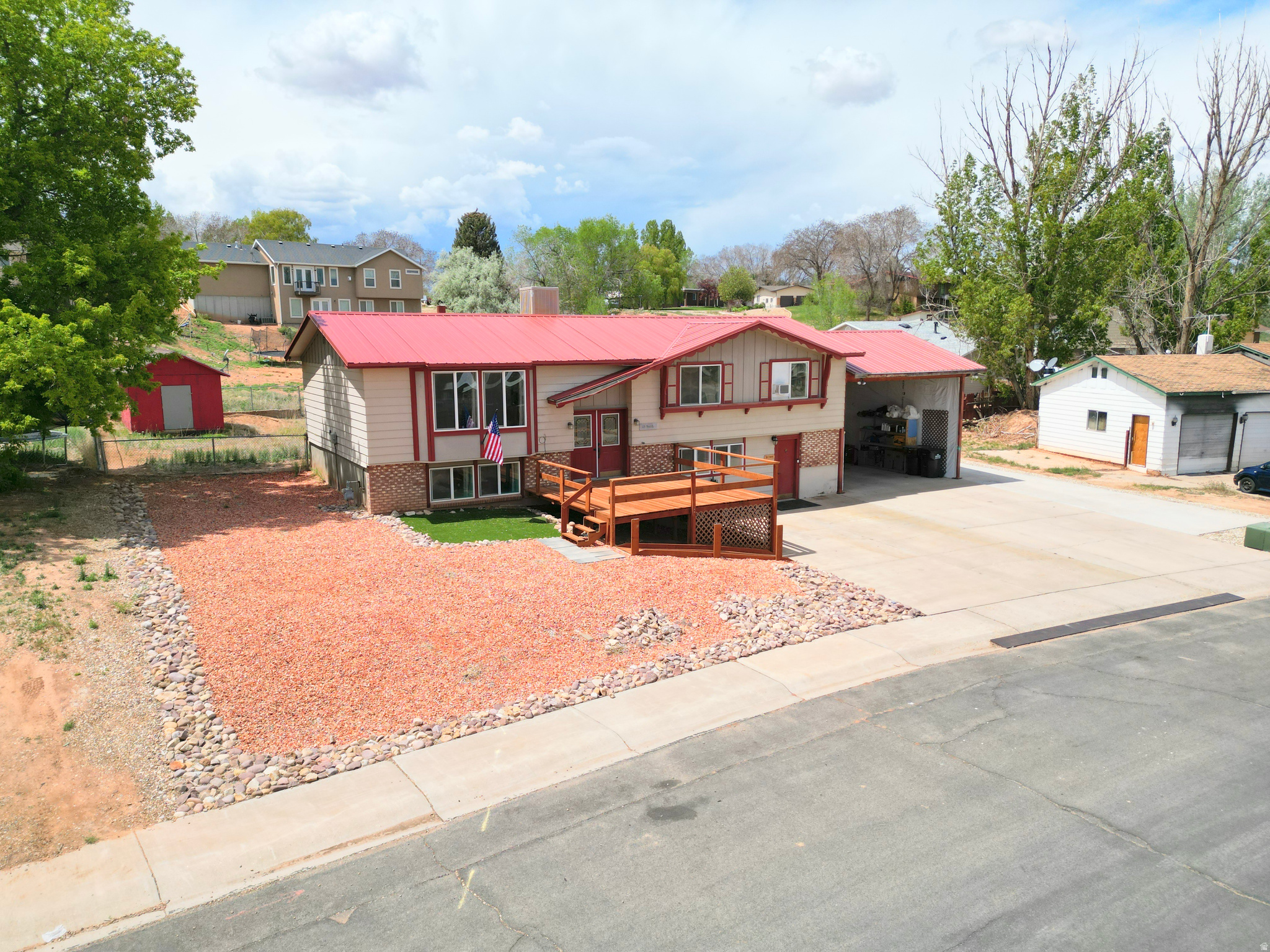main property photo 47