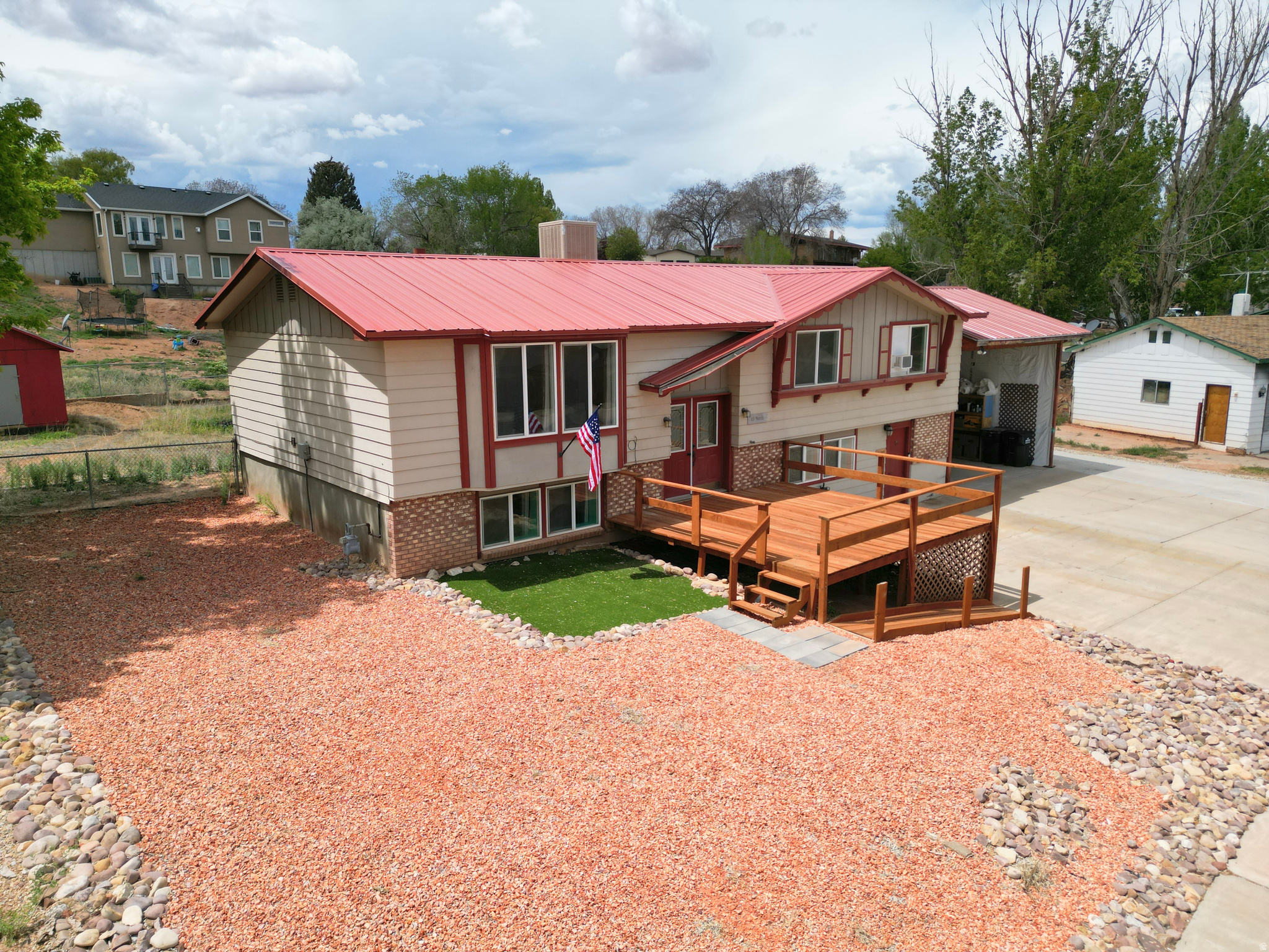 main property photo 51