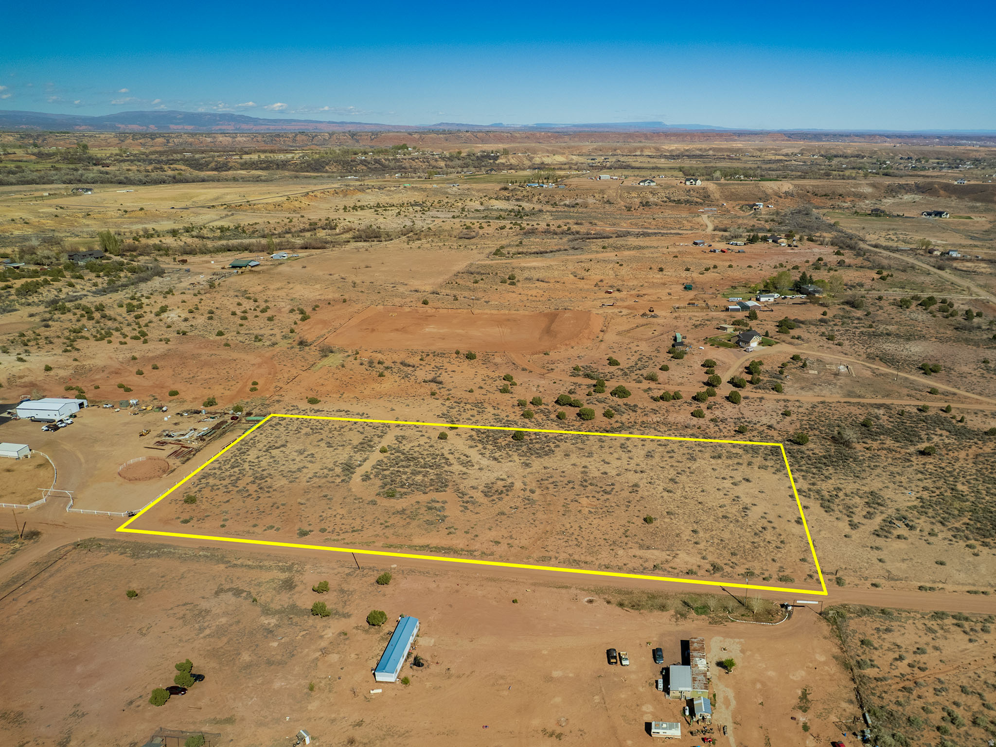 main property photo 6