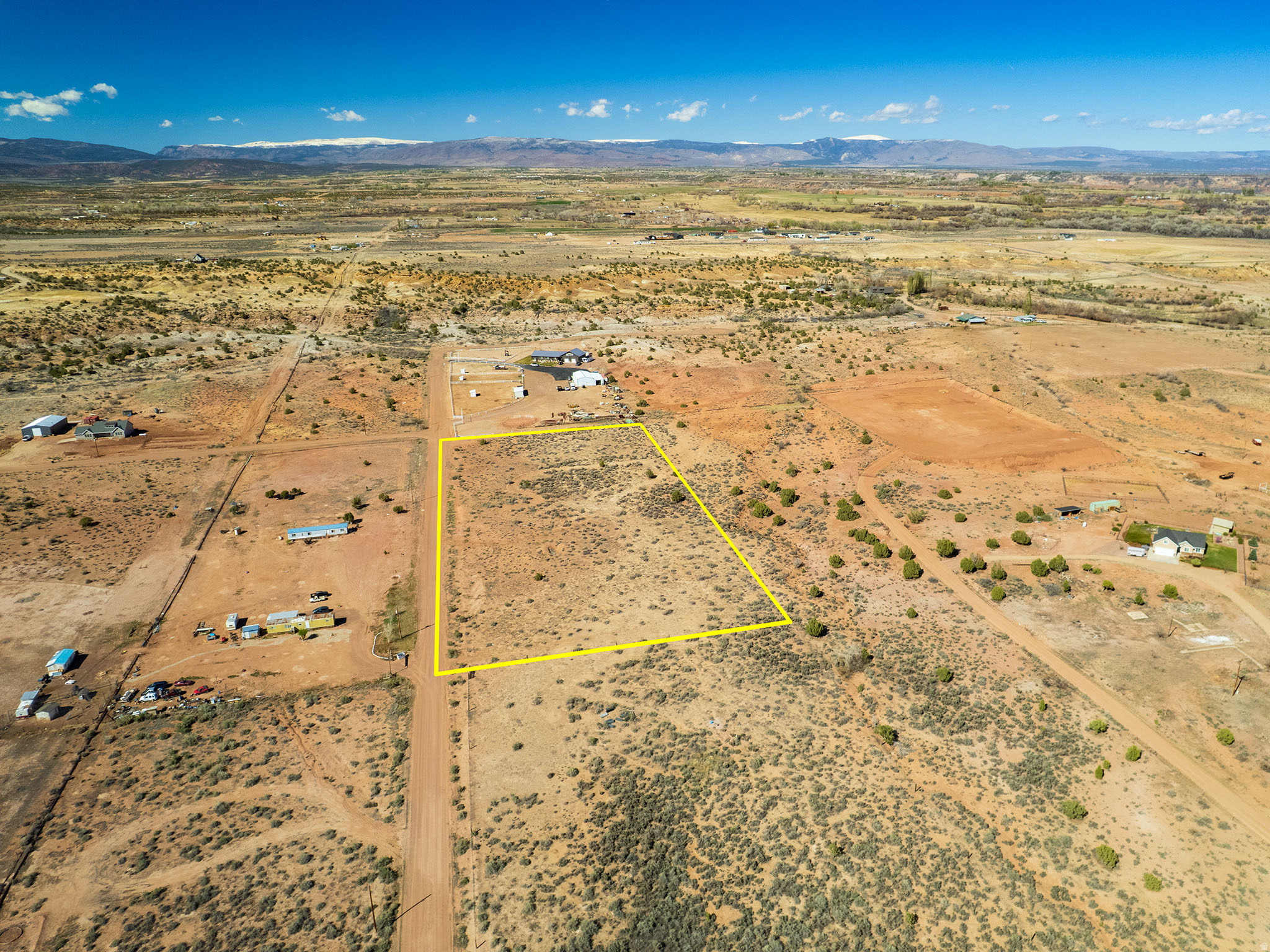 main property photo 8