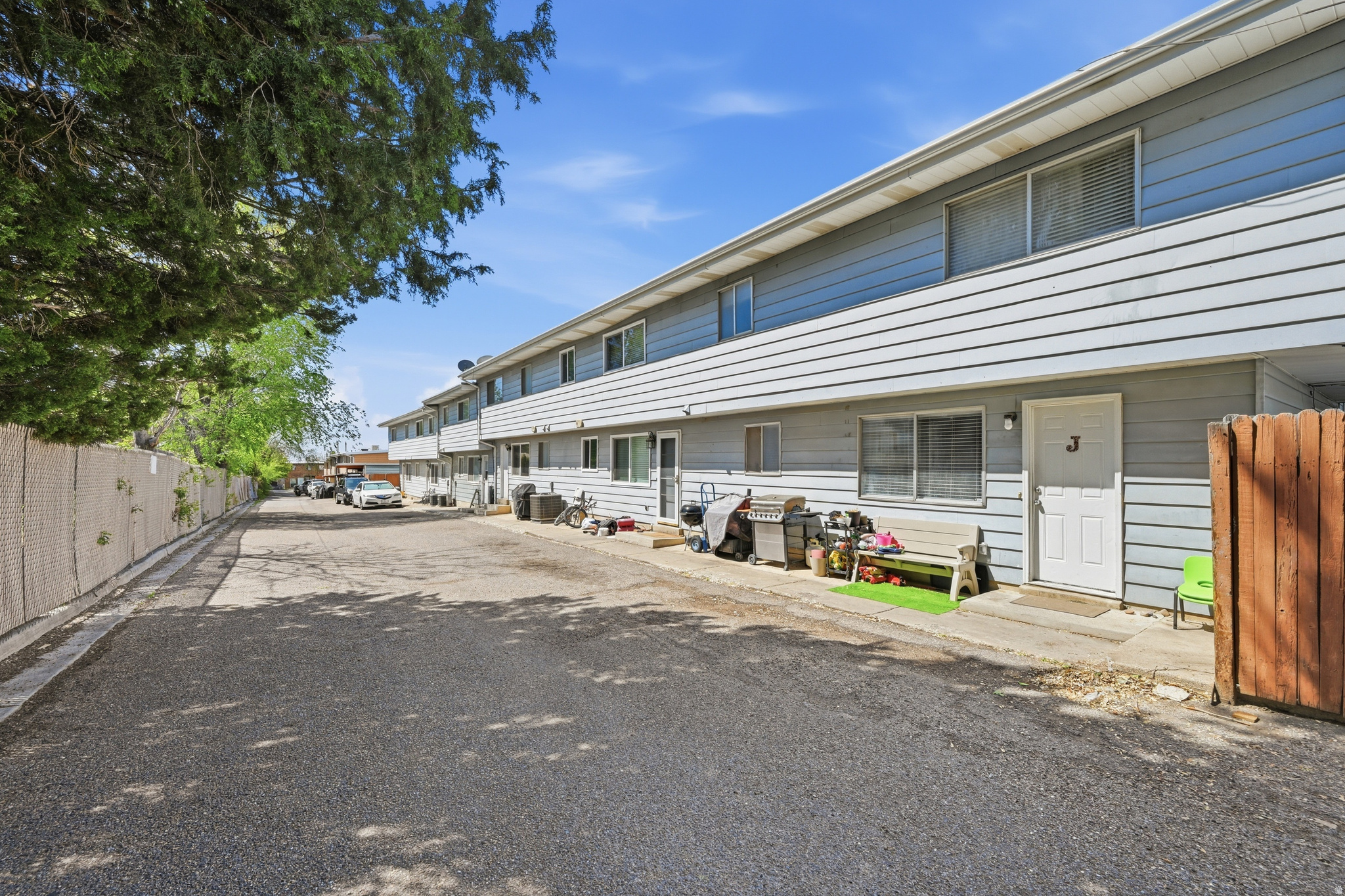 main property photo 19