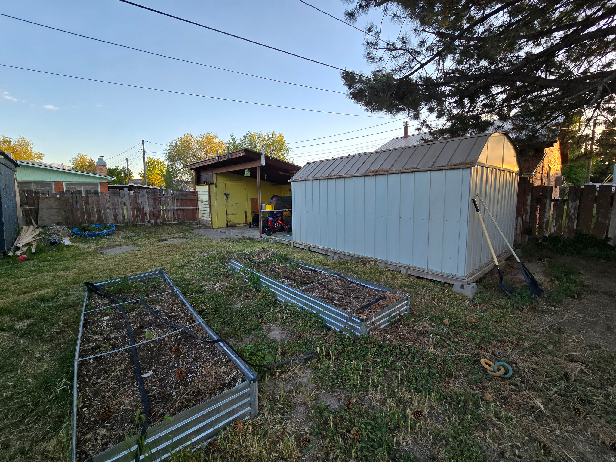 main property photo 17