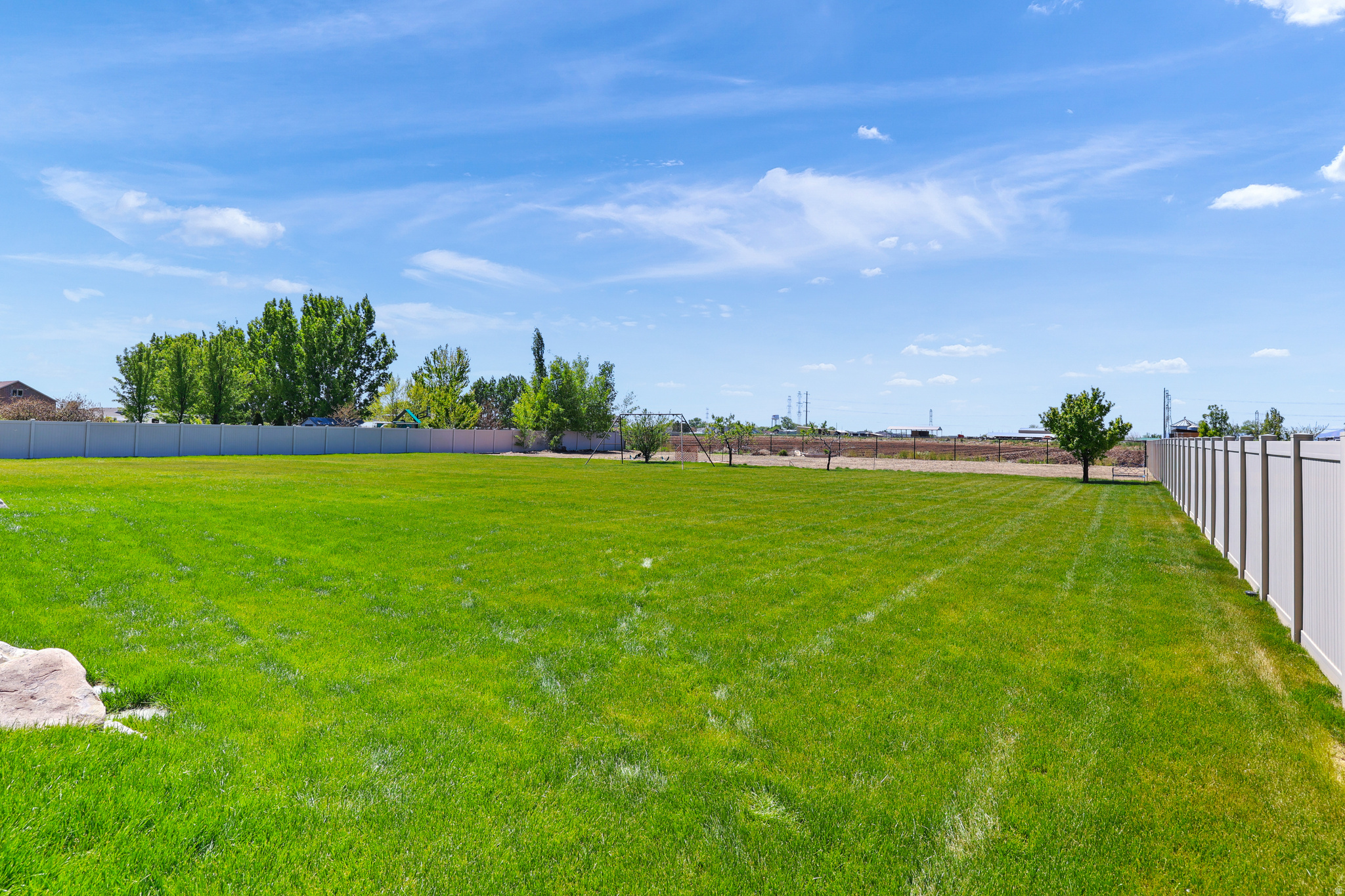 main property photo 67