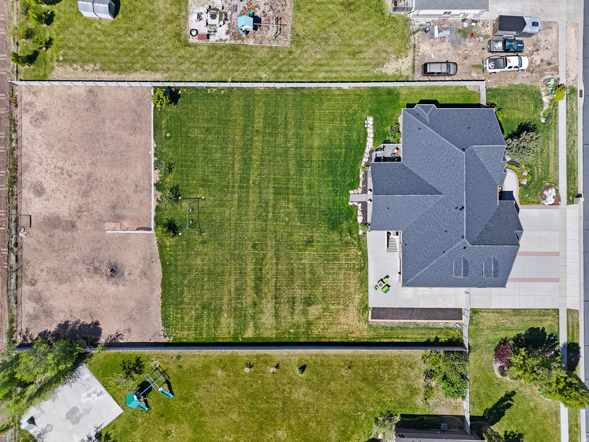 main property photo 81