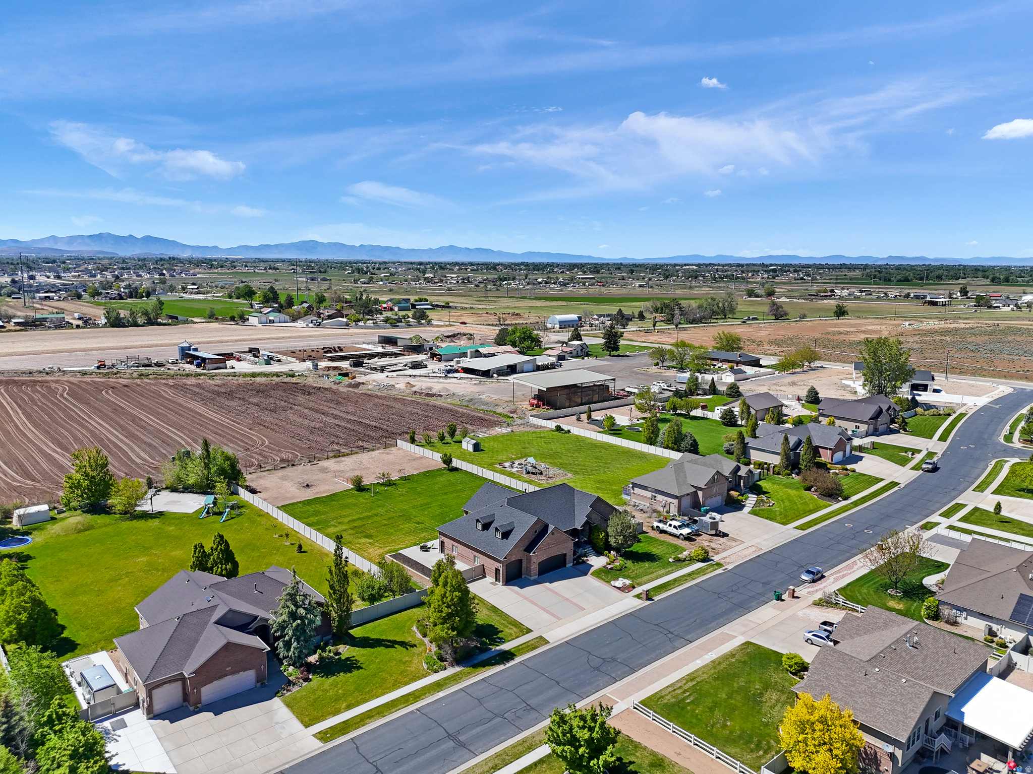 main property photo 85