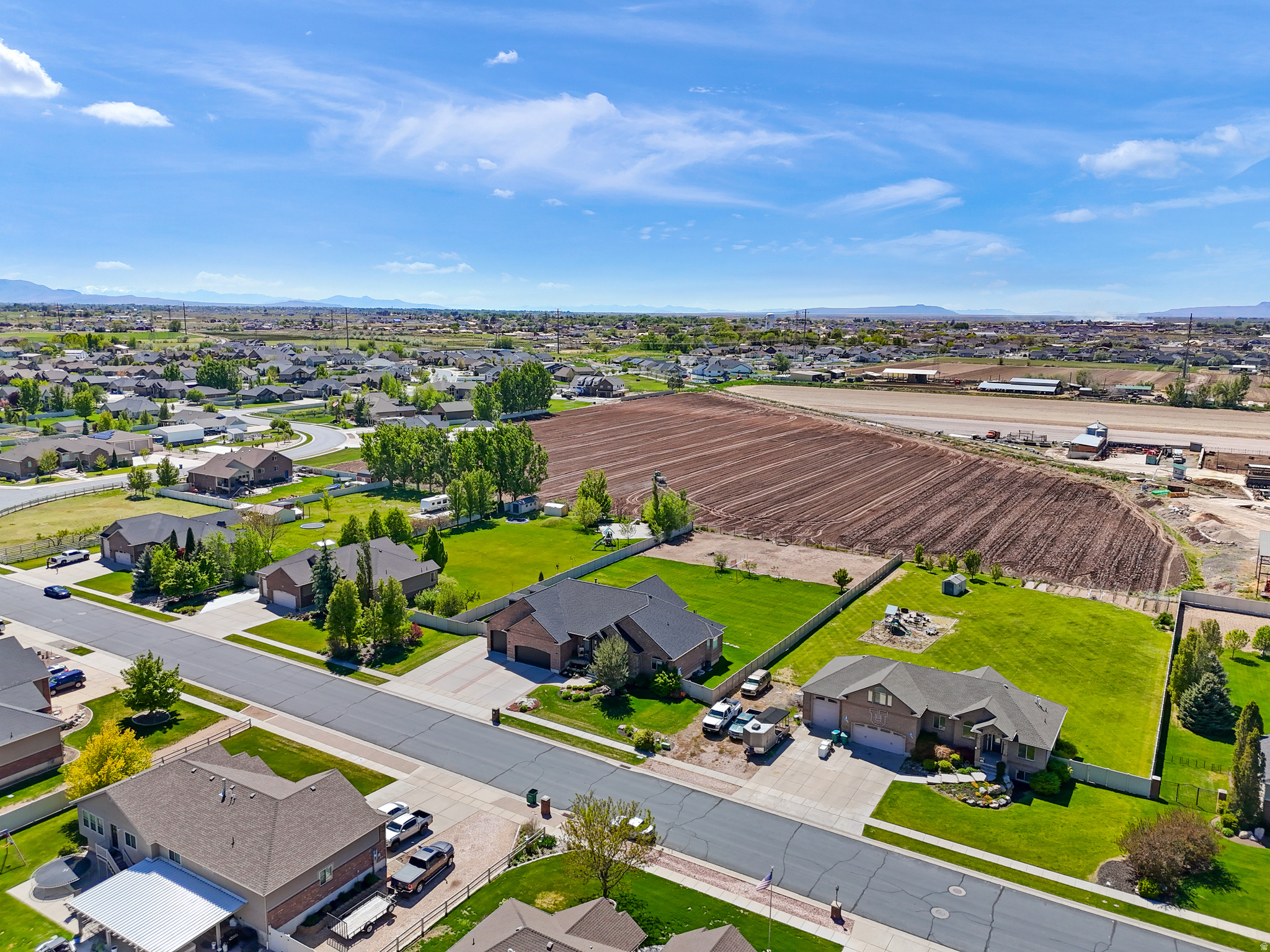 main property photo 86