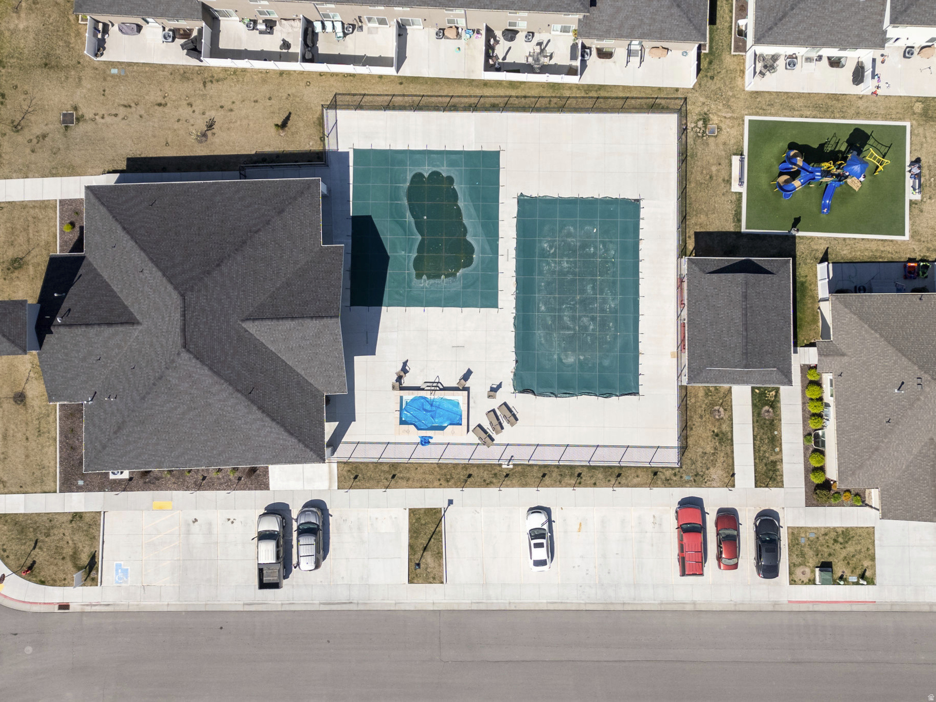 main property photo 20