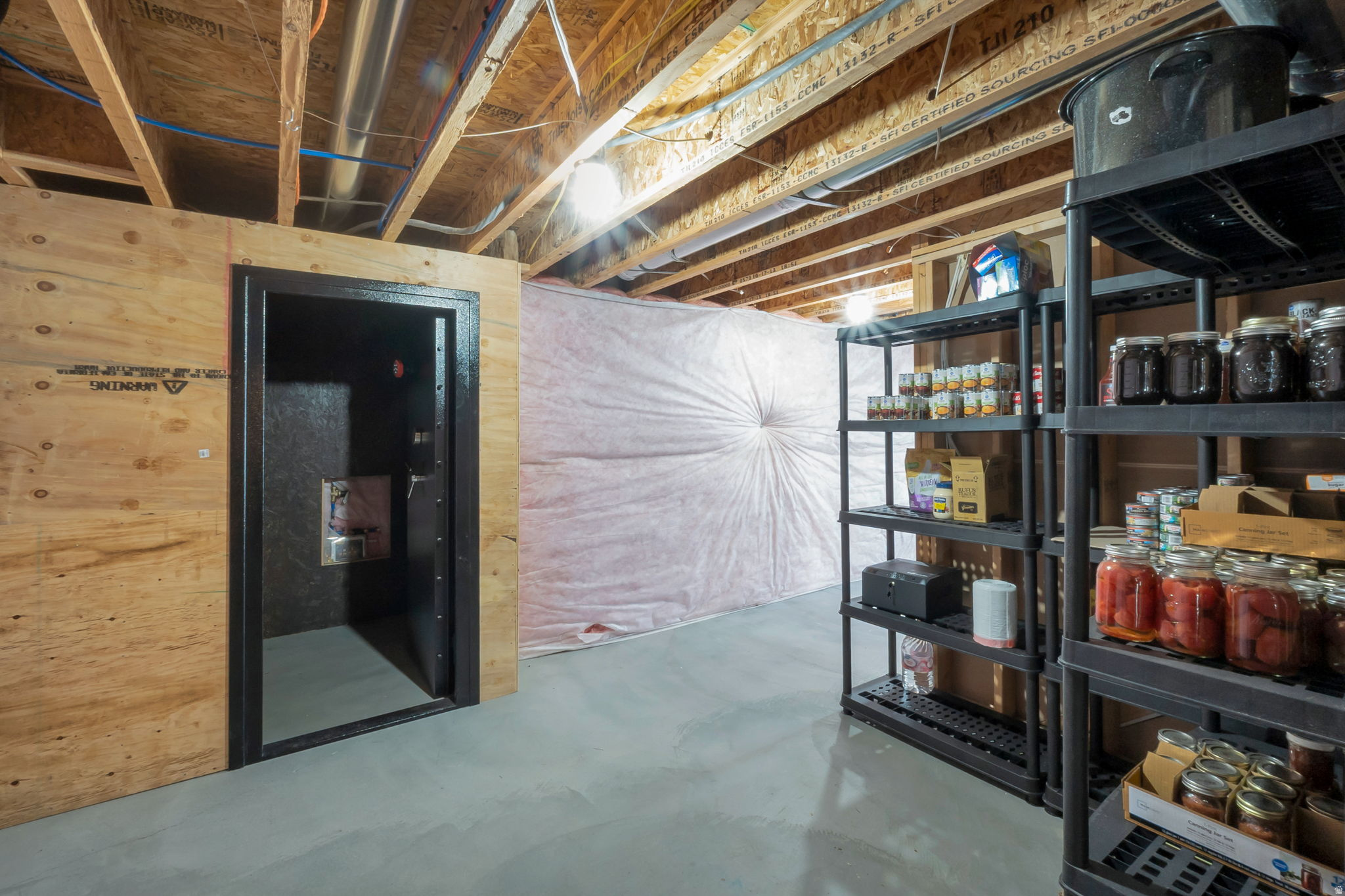 main property photo 34