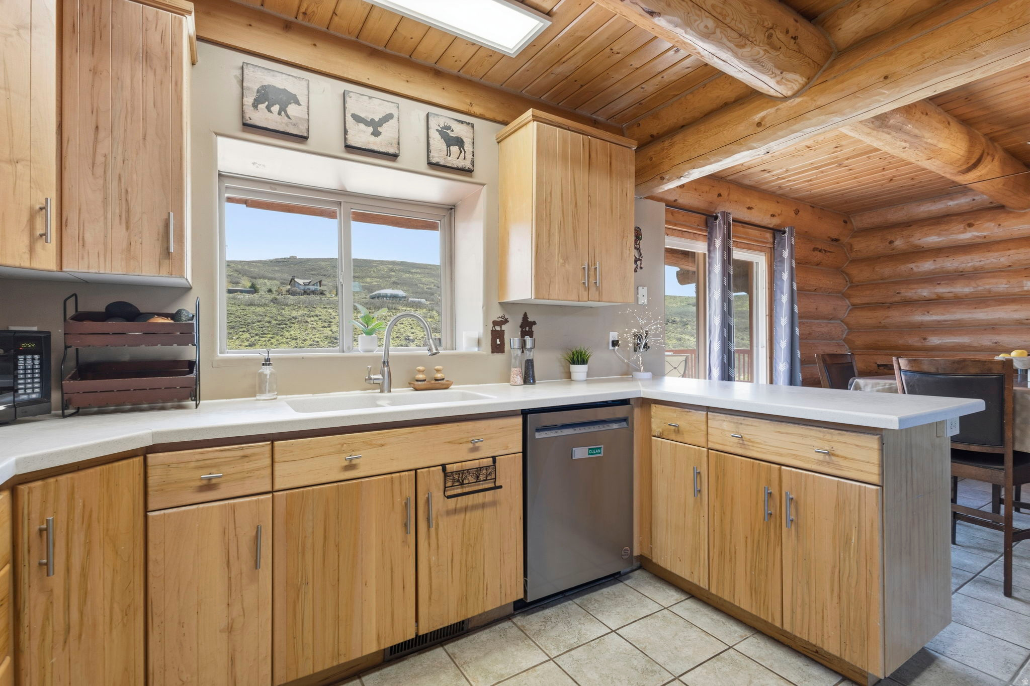 main property photo 10