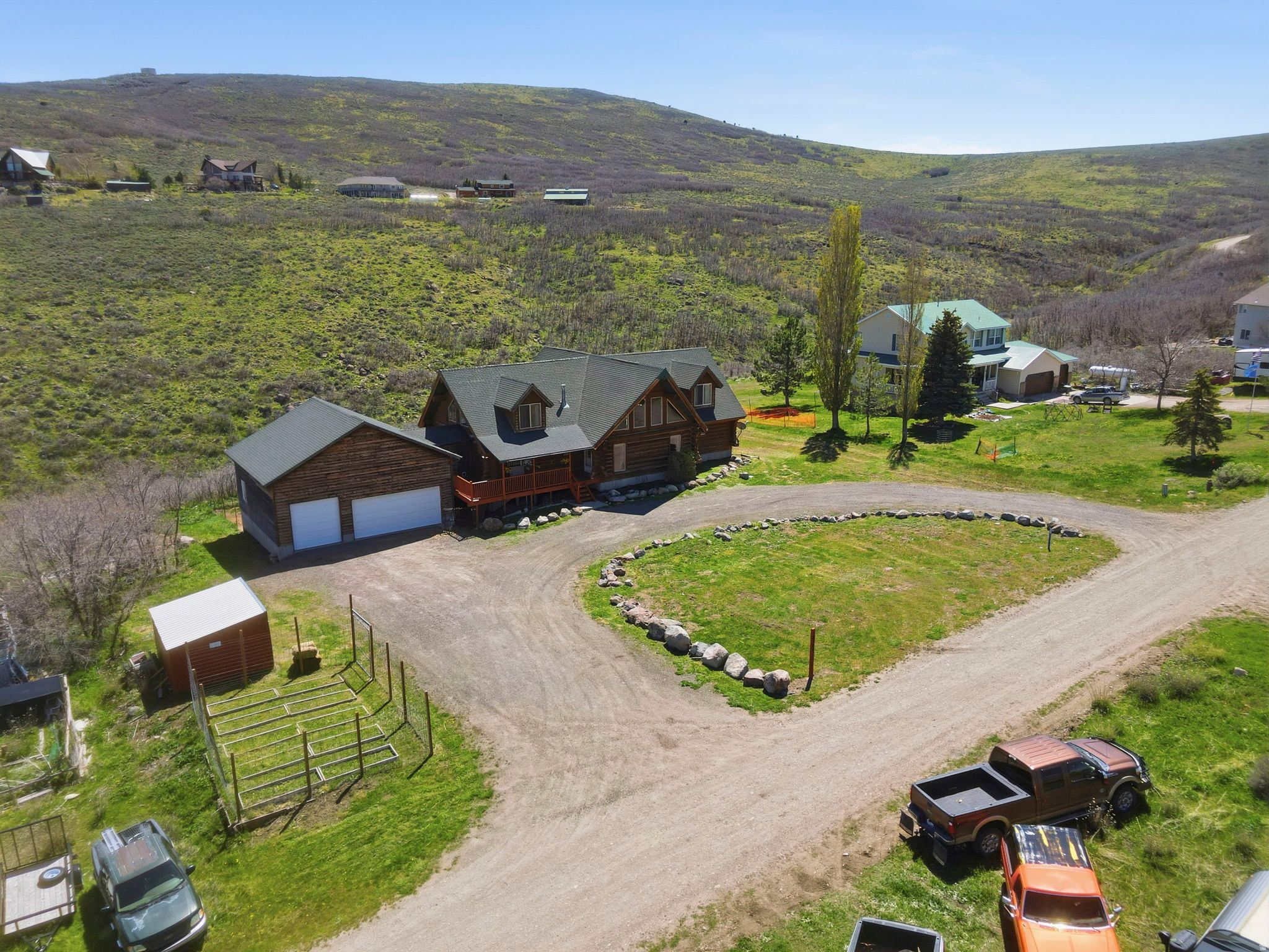 main property photo 33