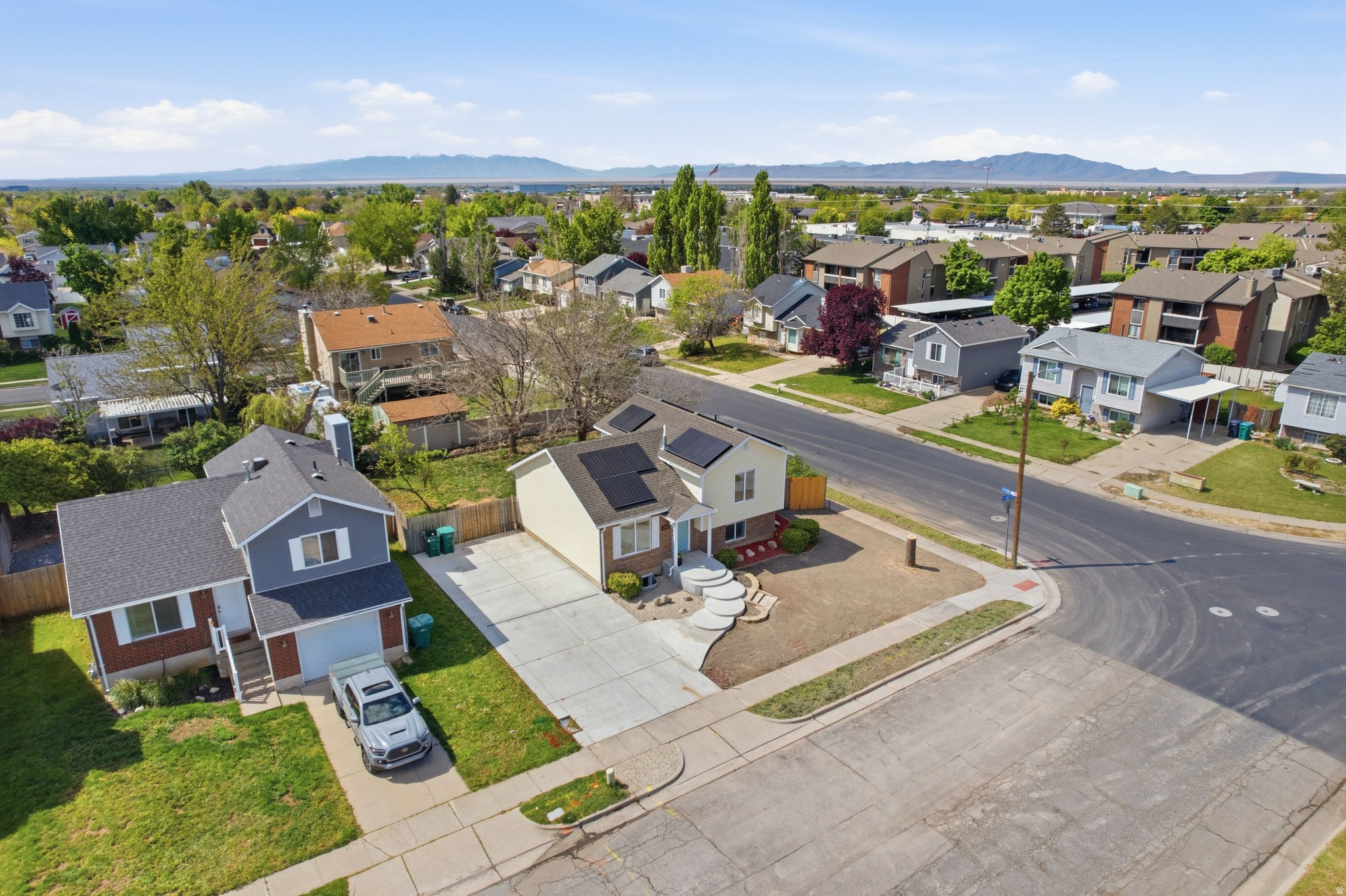 main property photo 42