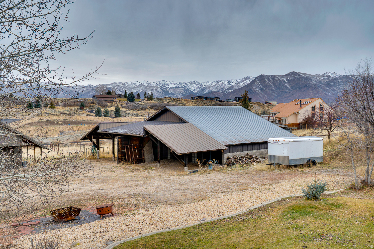 main property photo 37