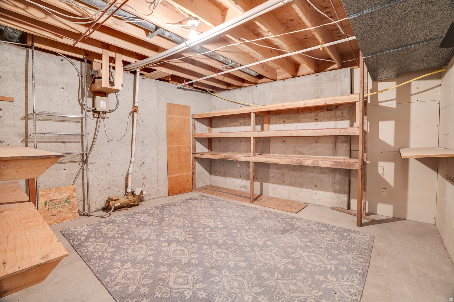 main property photo 47
