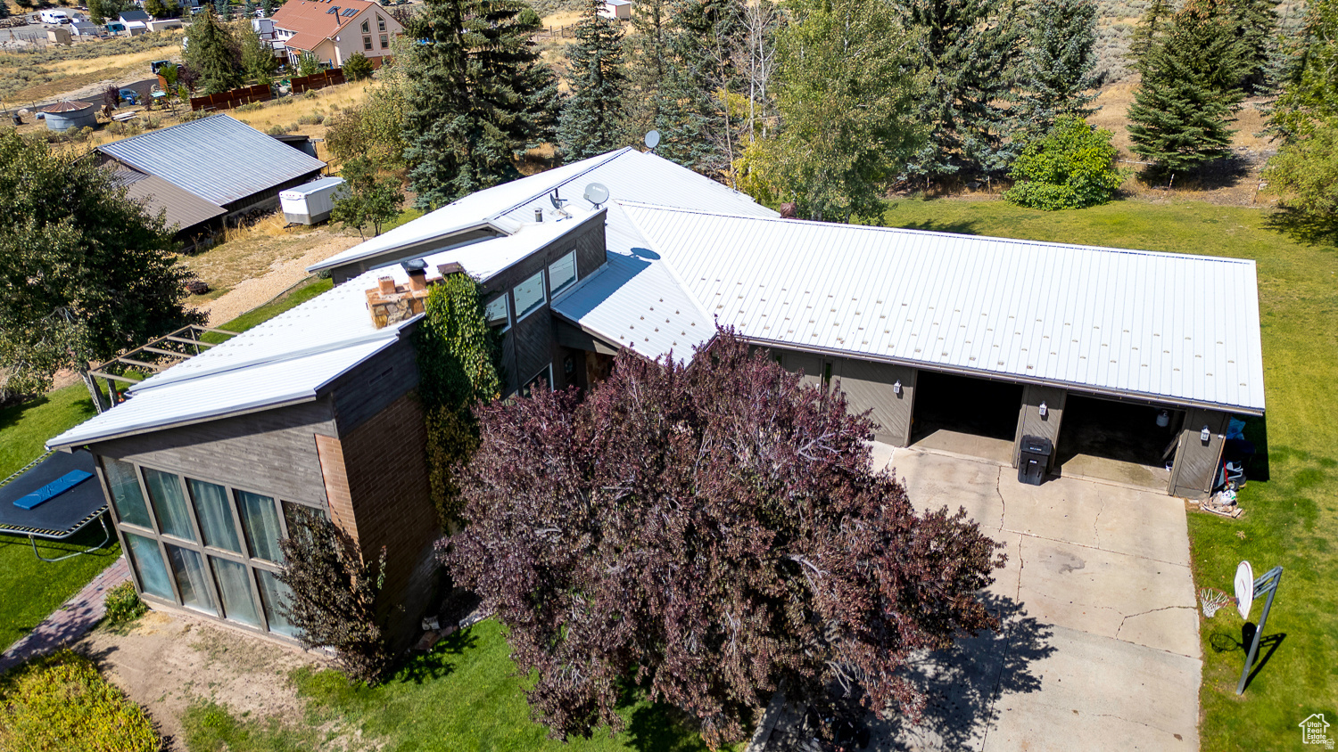 main property photo 68