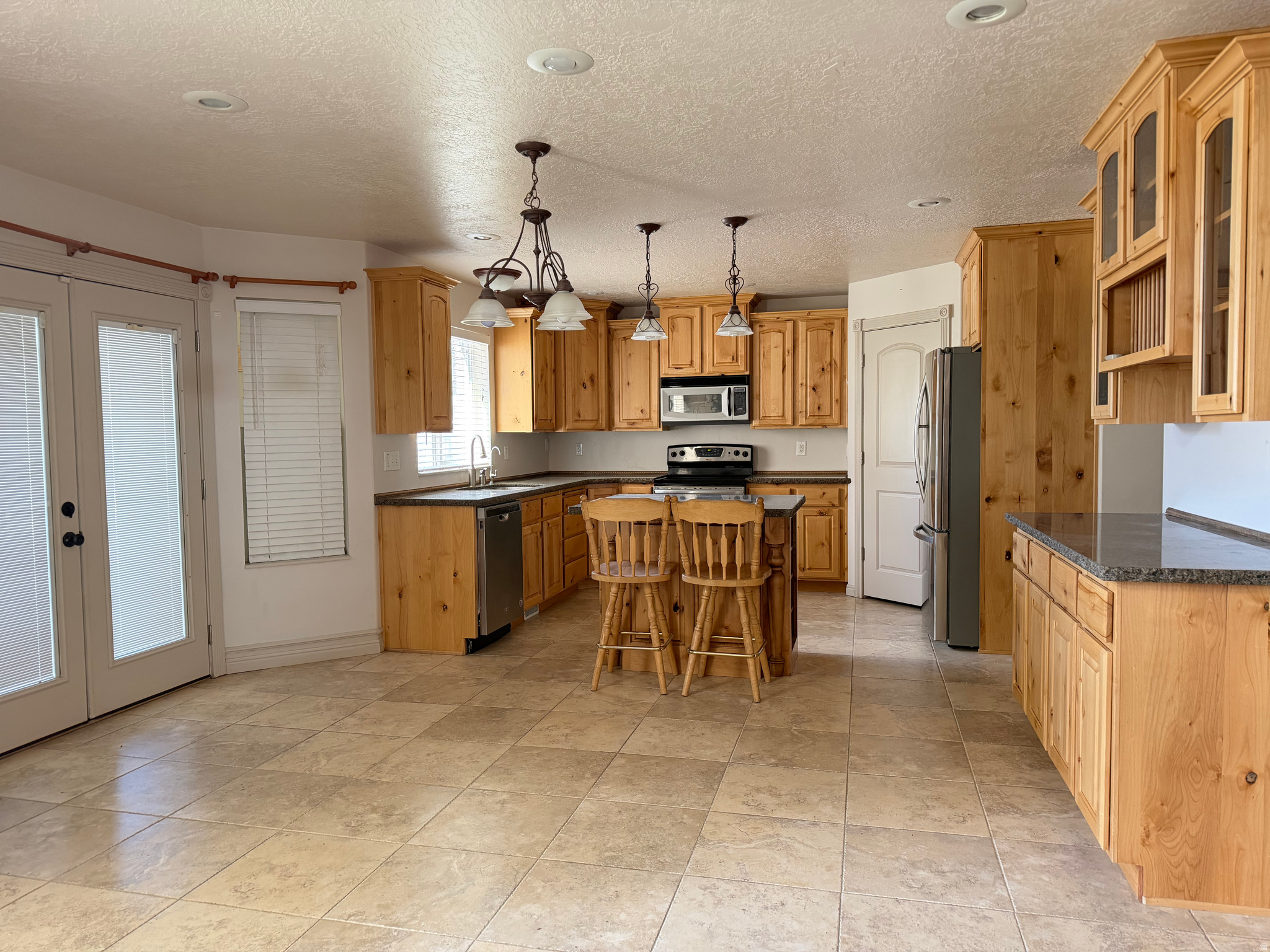 main property photo 12