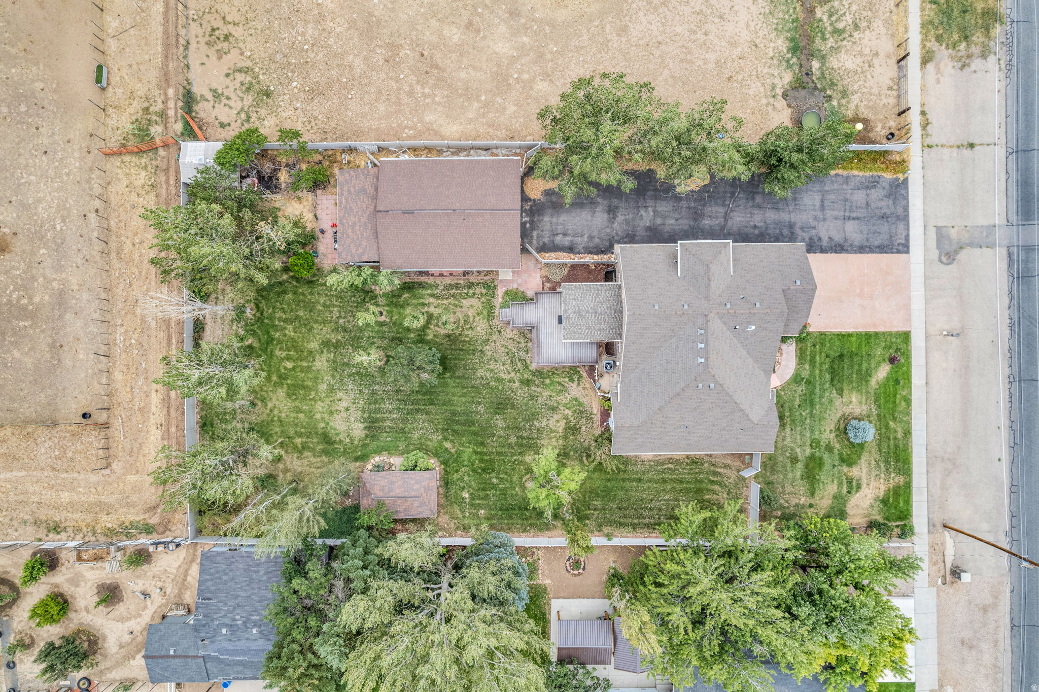 main property photo 46