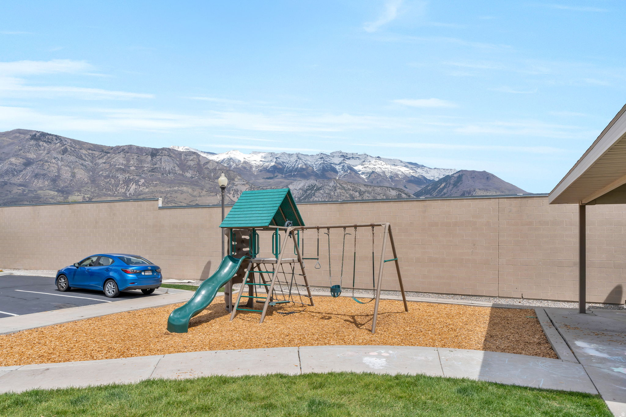 main property photo 18