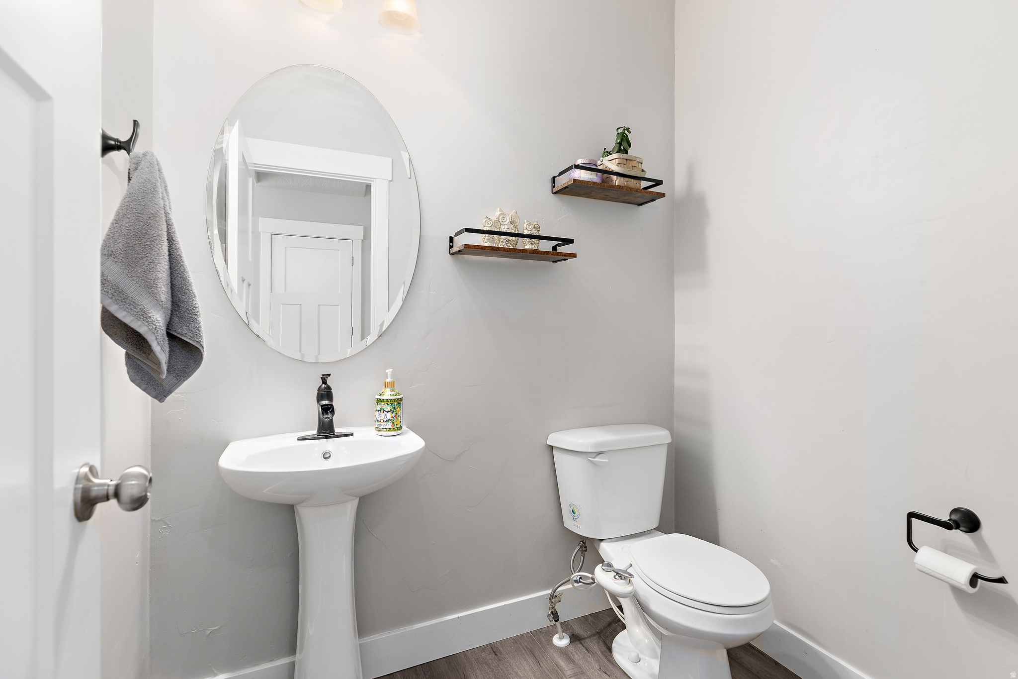main property photo 17