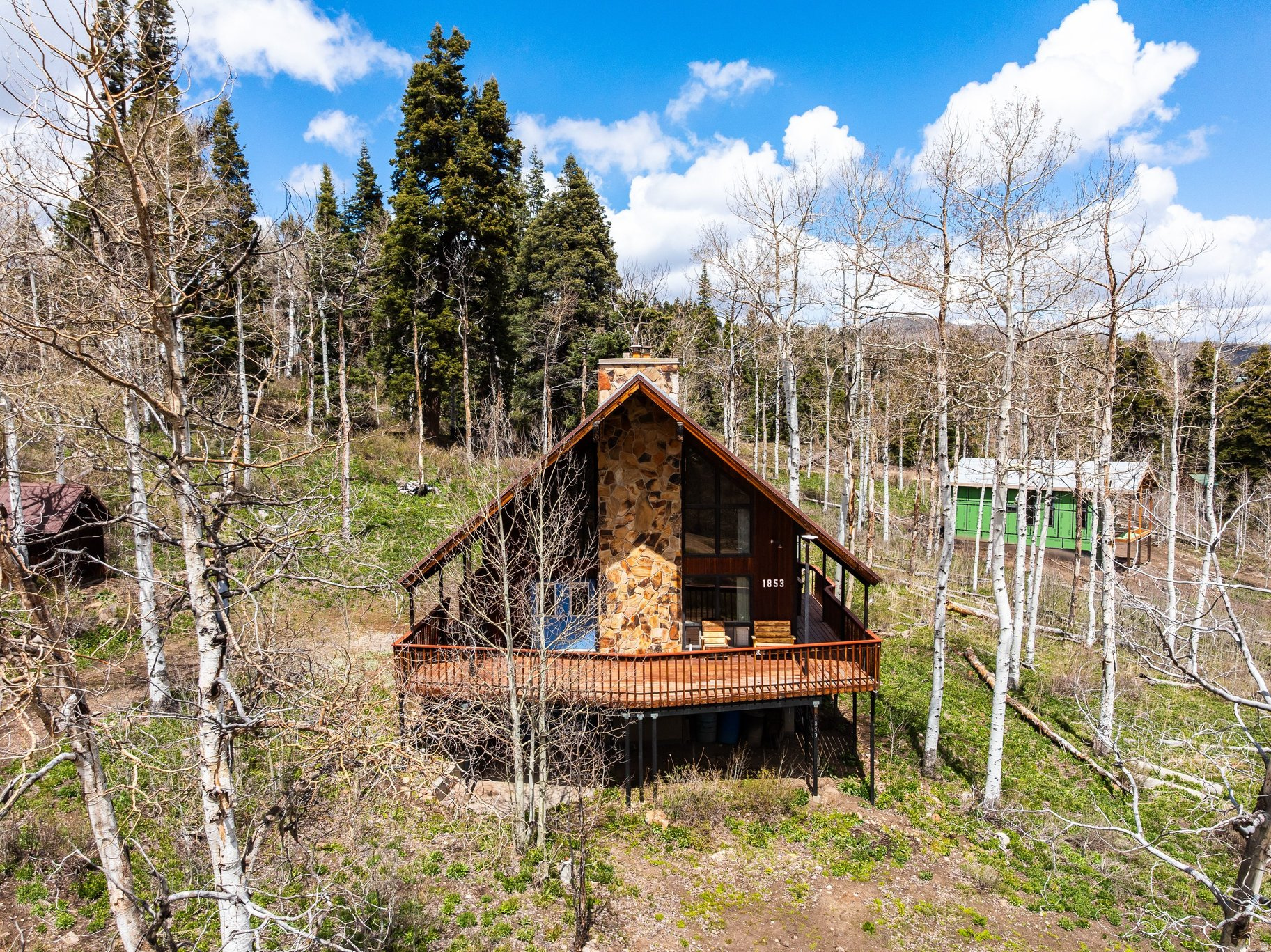 main property photo 40