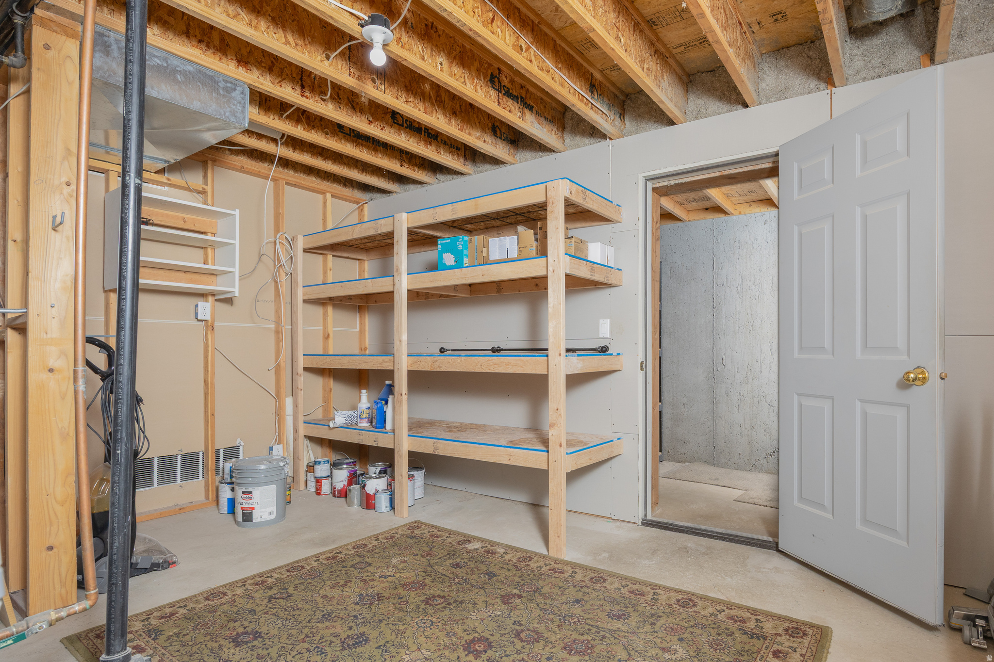 main property photo 25