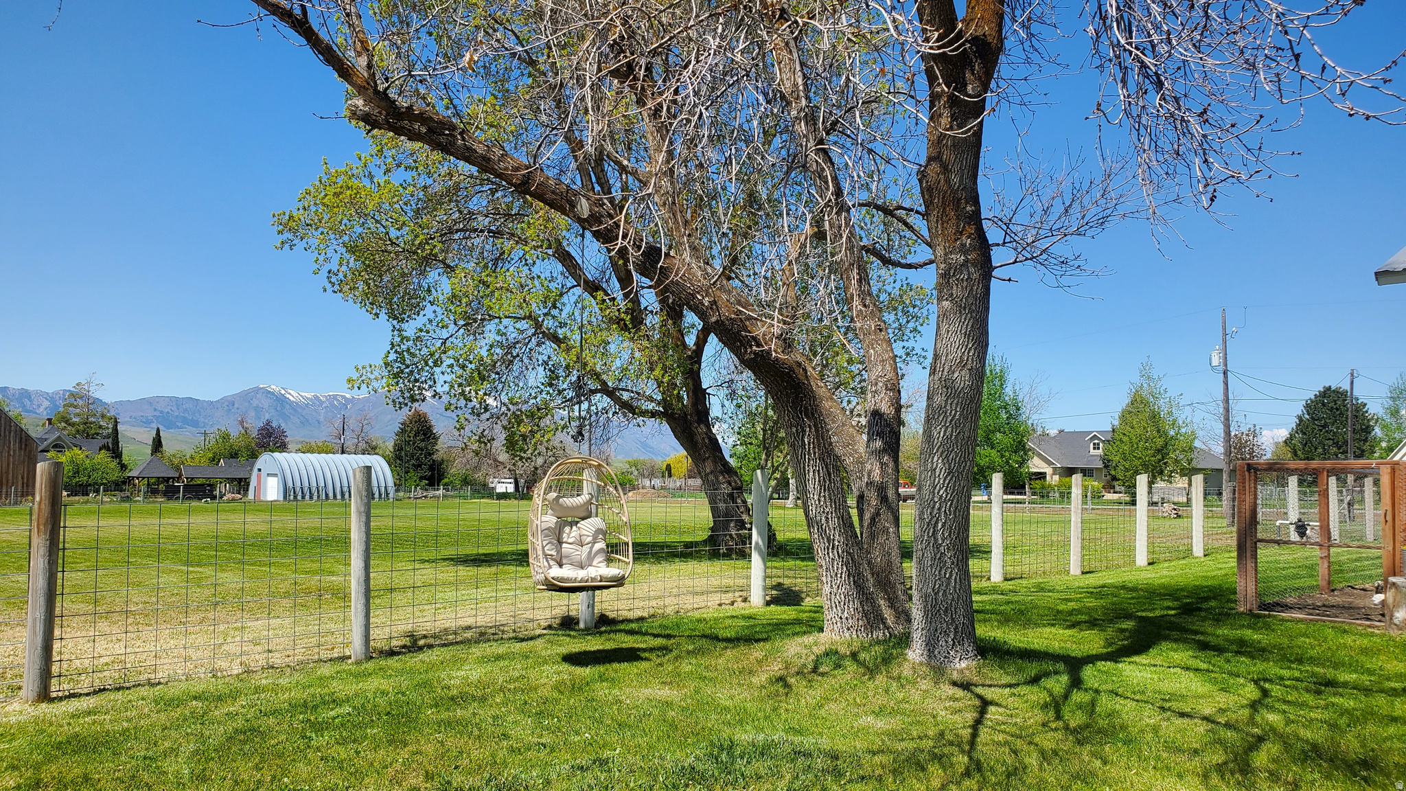 main property photo 51