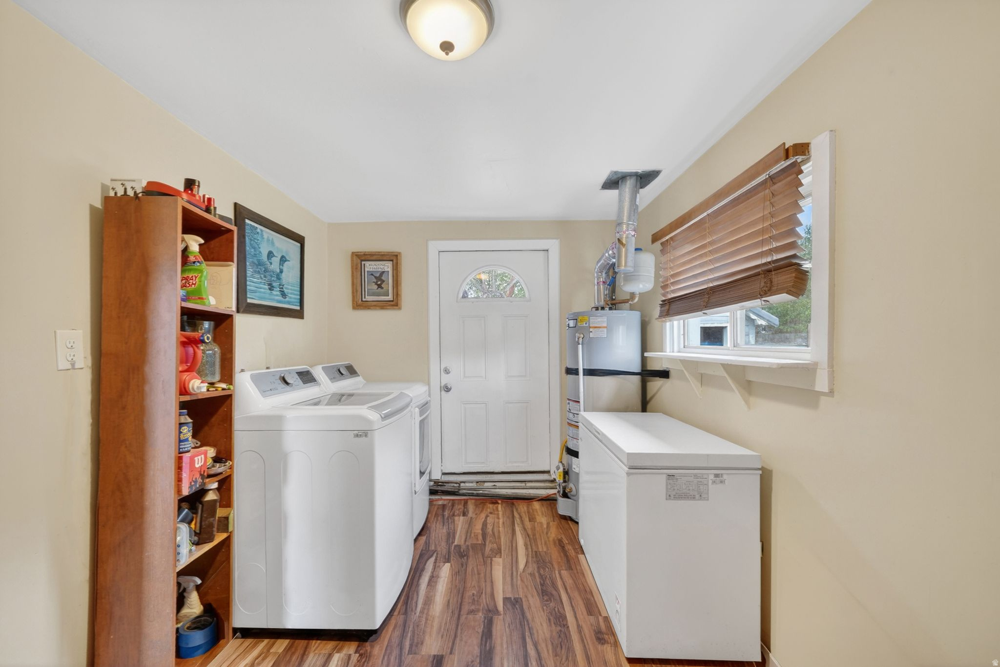 main property photo 13