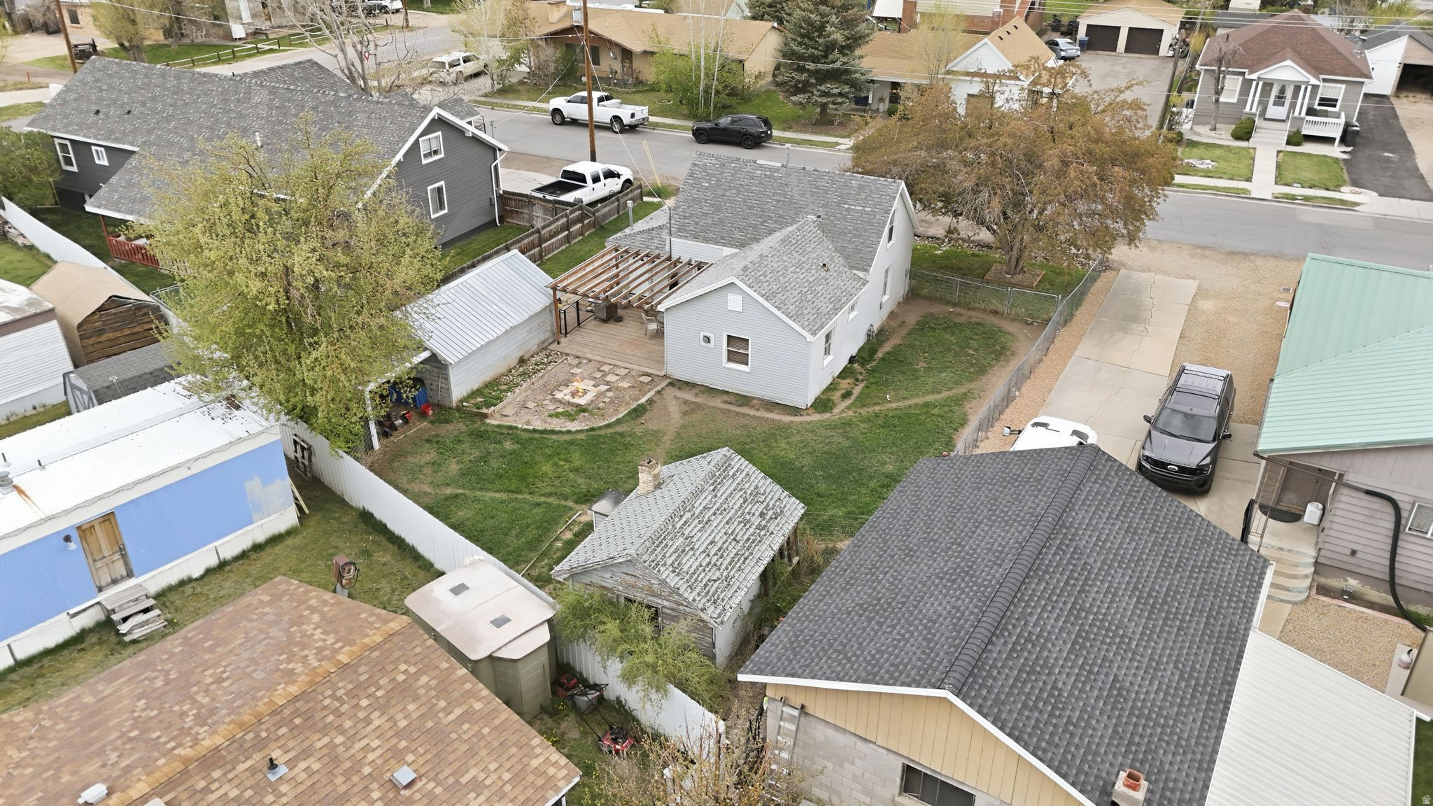 main property photo 19