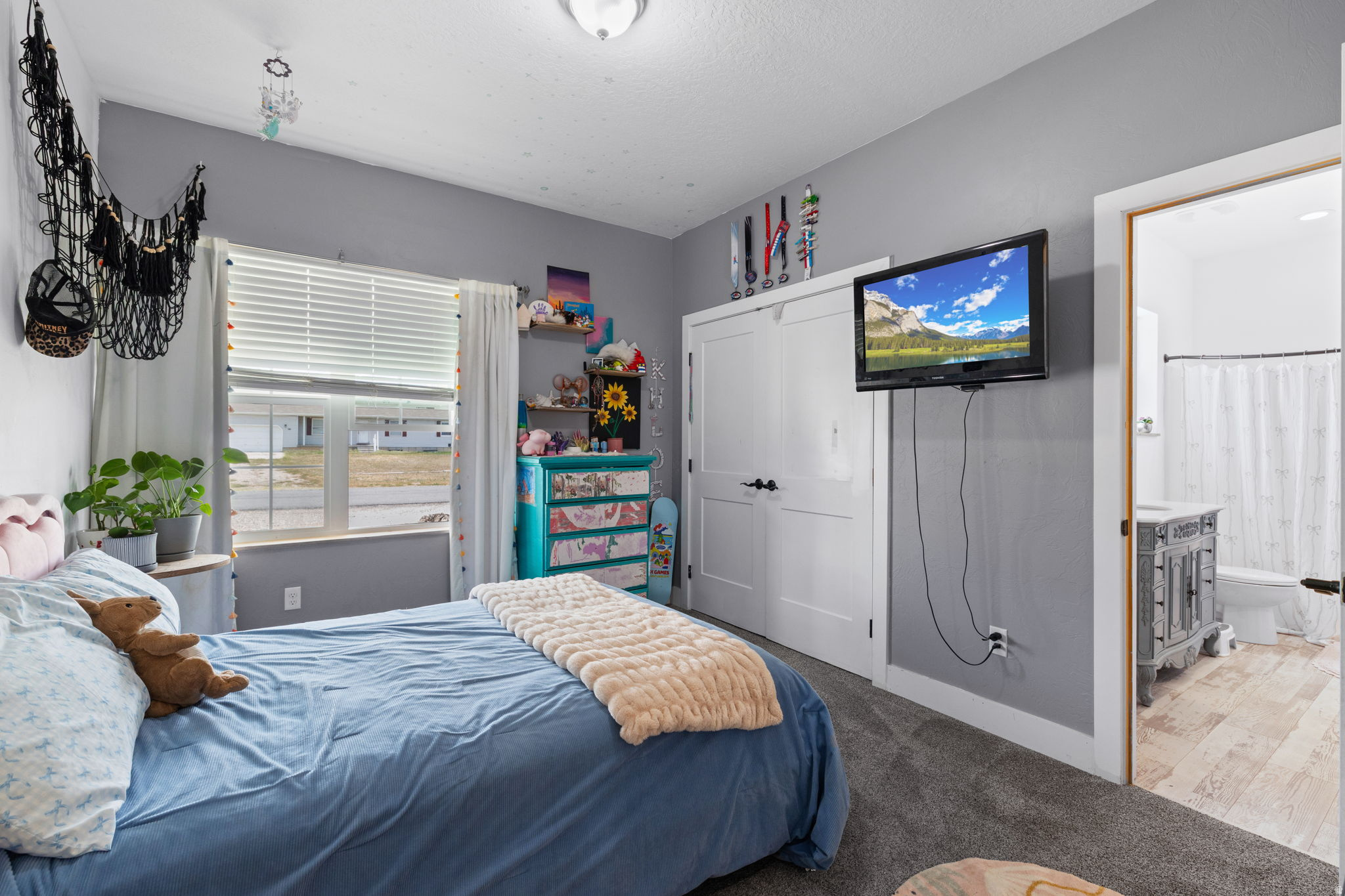 main property photo 31