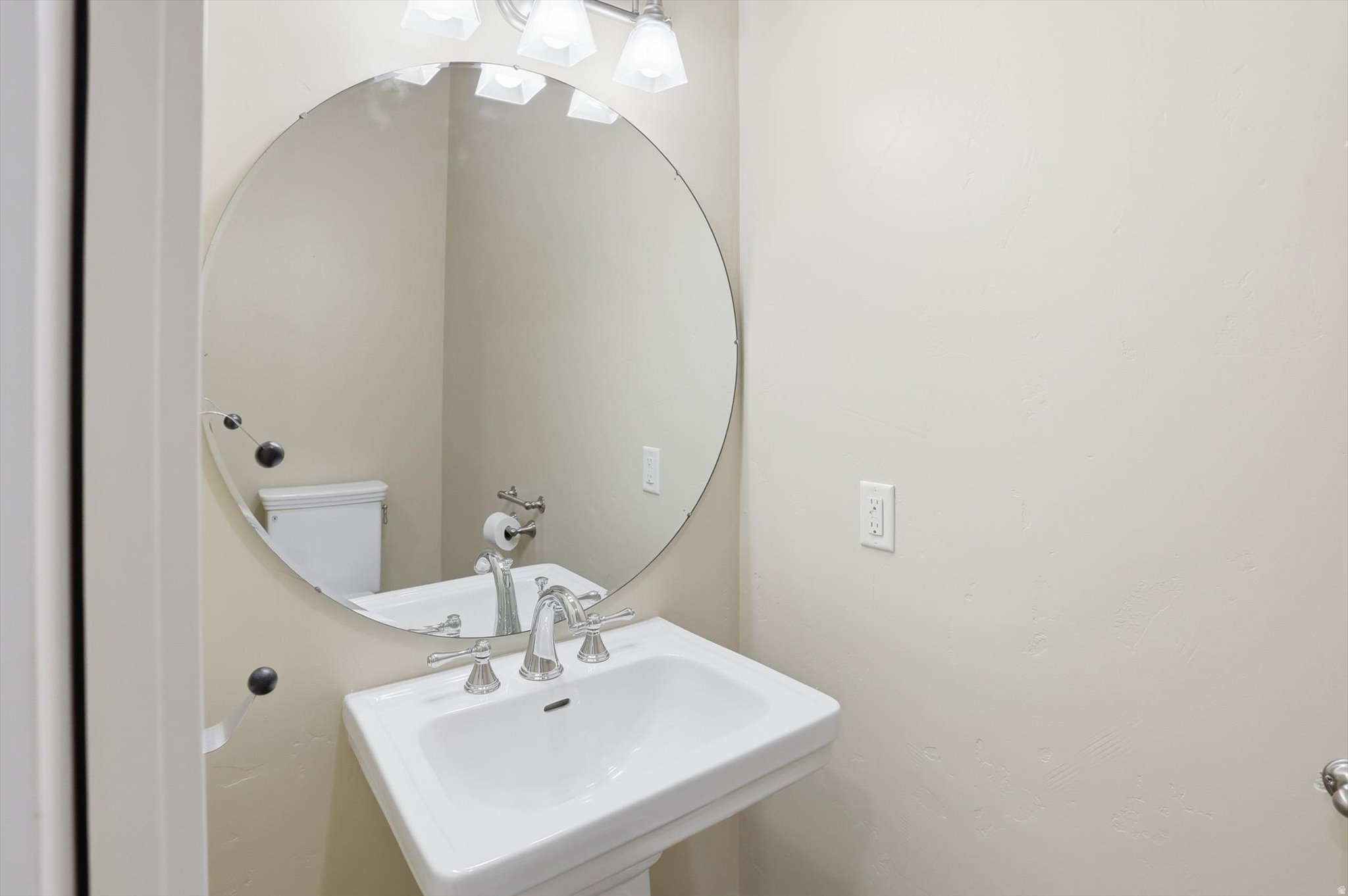 main property photo 58