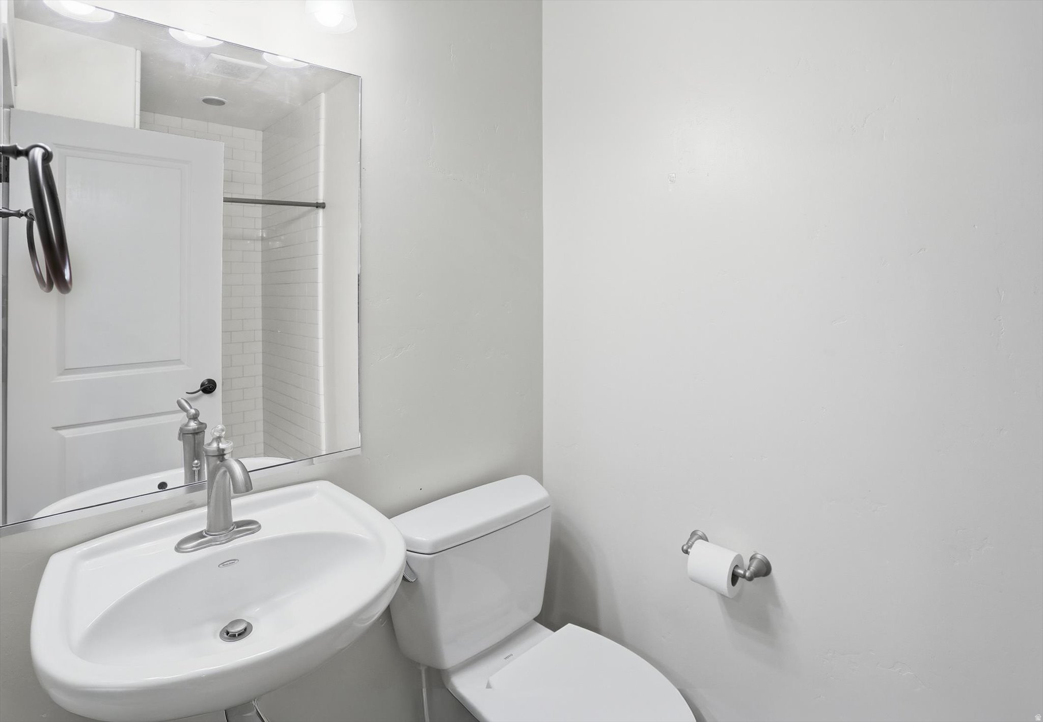 main property photo 60