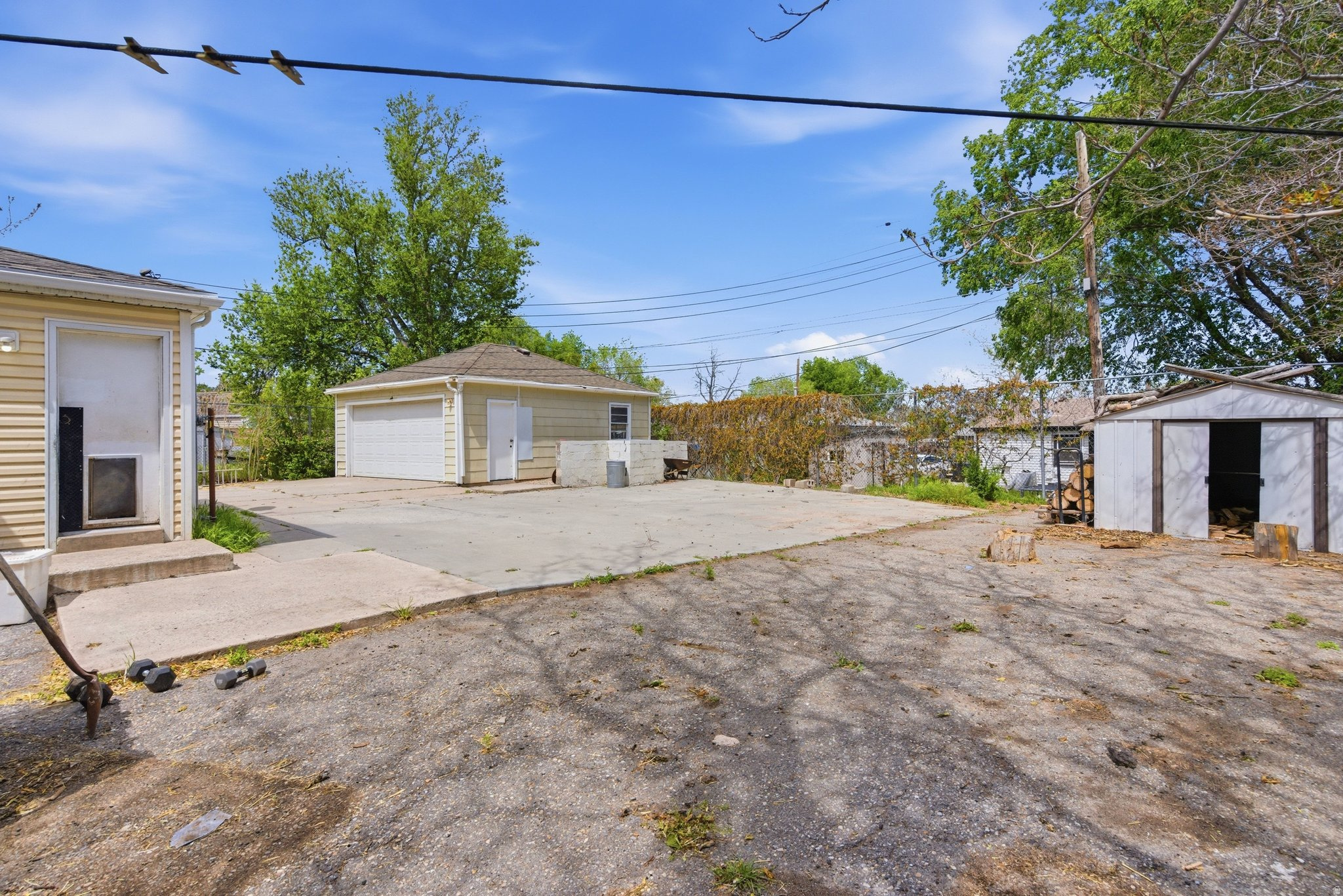 main property photo 22