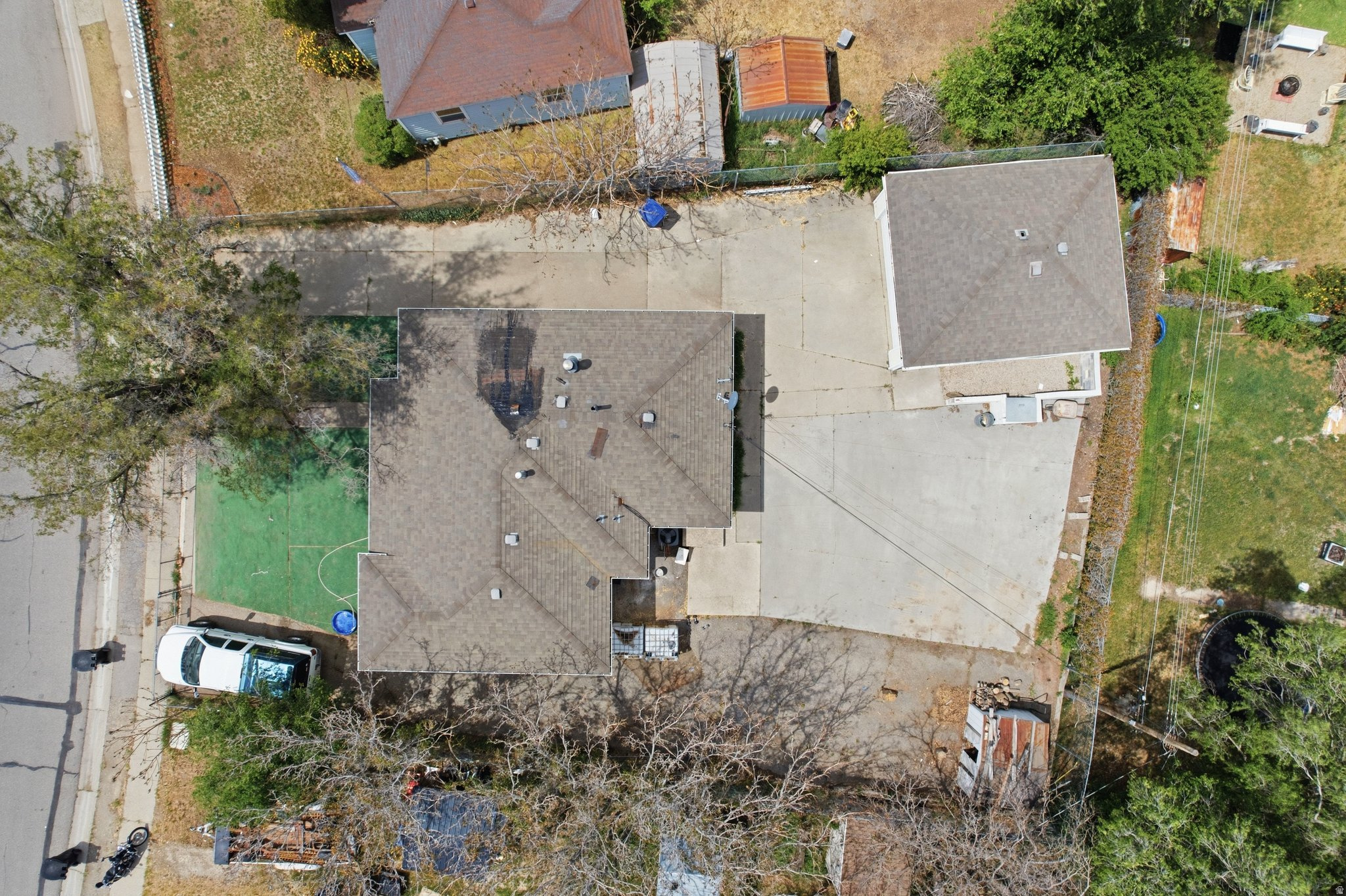 main property photo 29