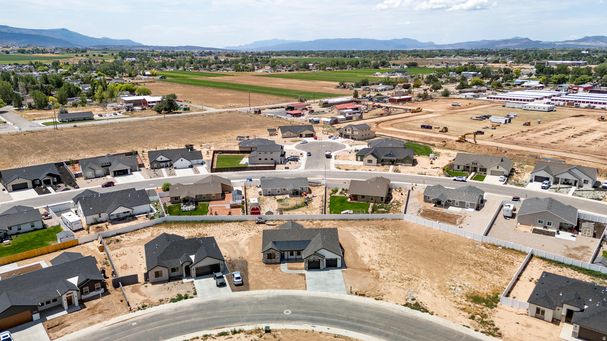 main property photo 49