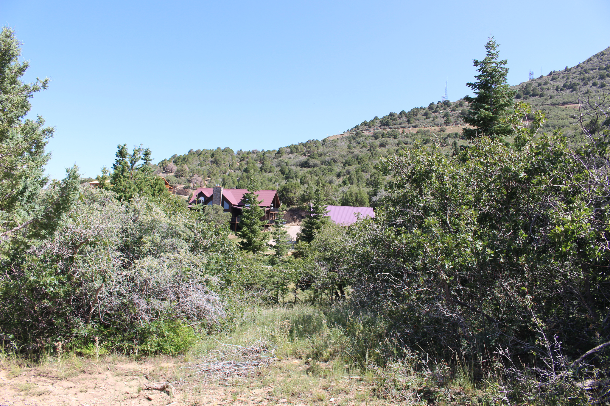 main property photo 10