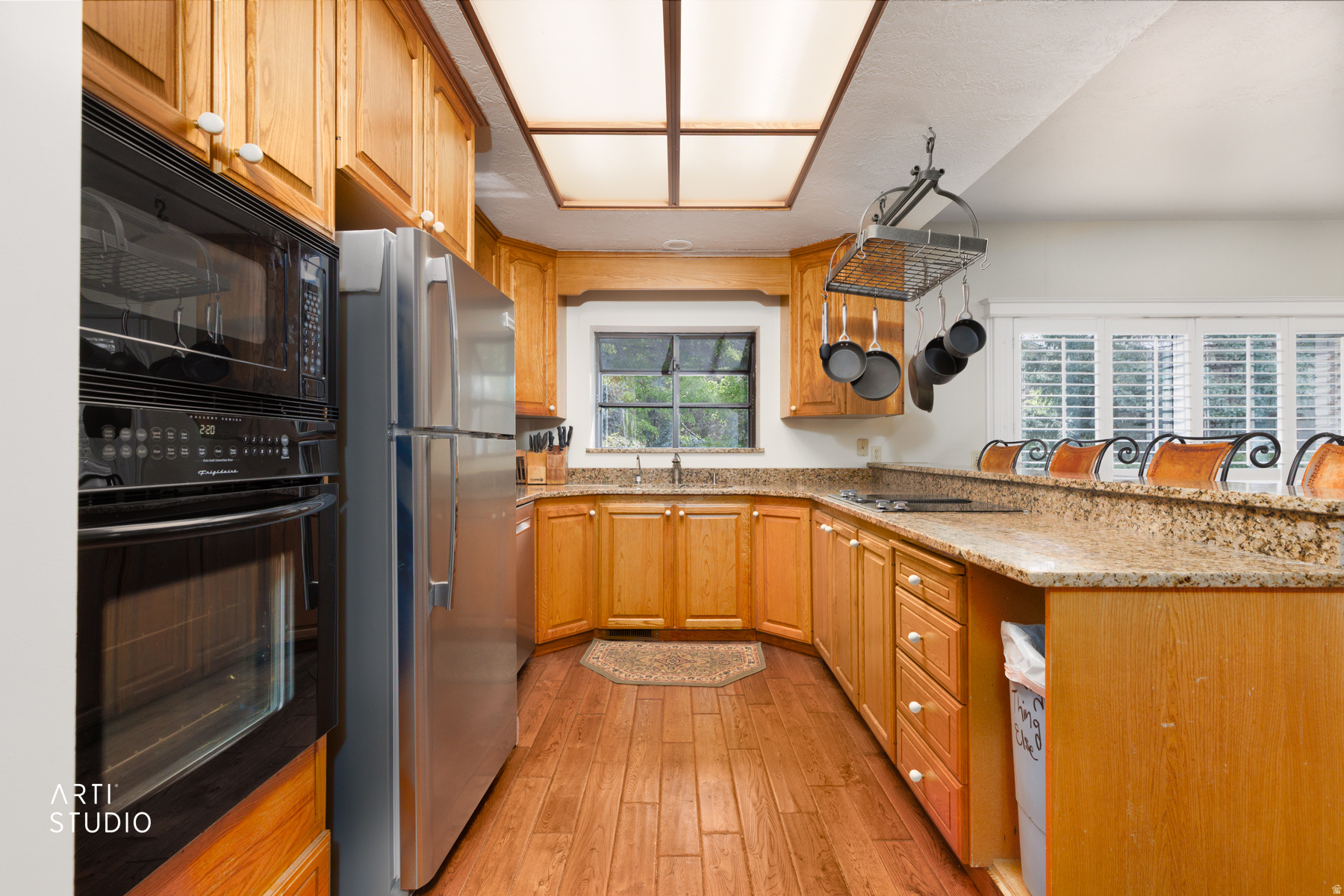 main property photo 19