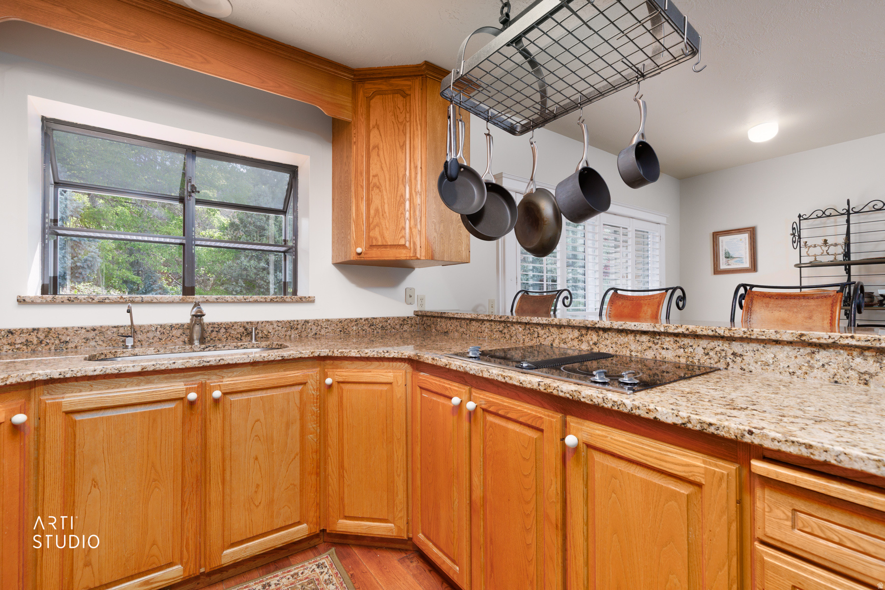 main property photo 21