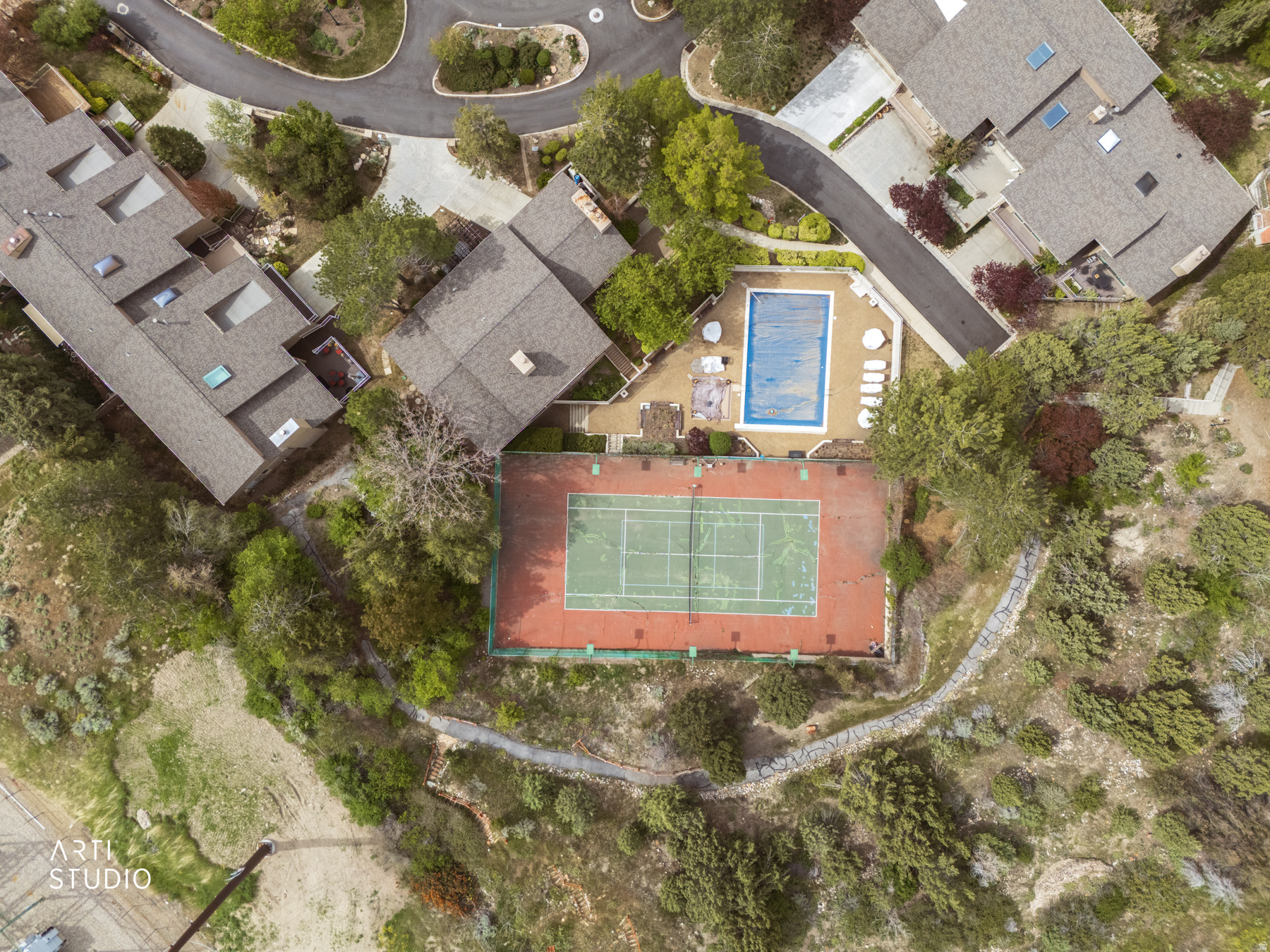 main property photo 49
