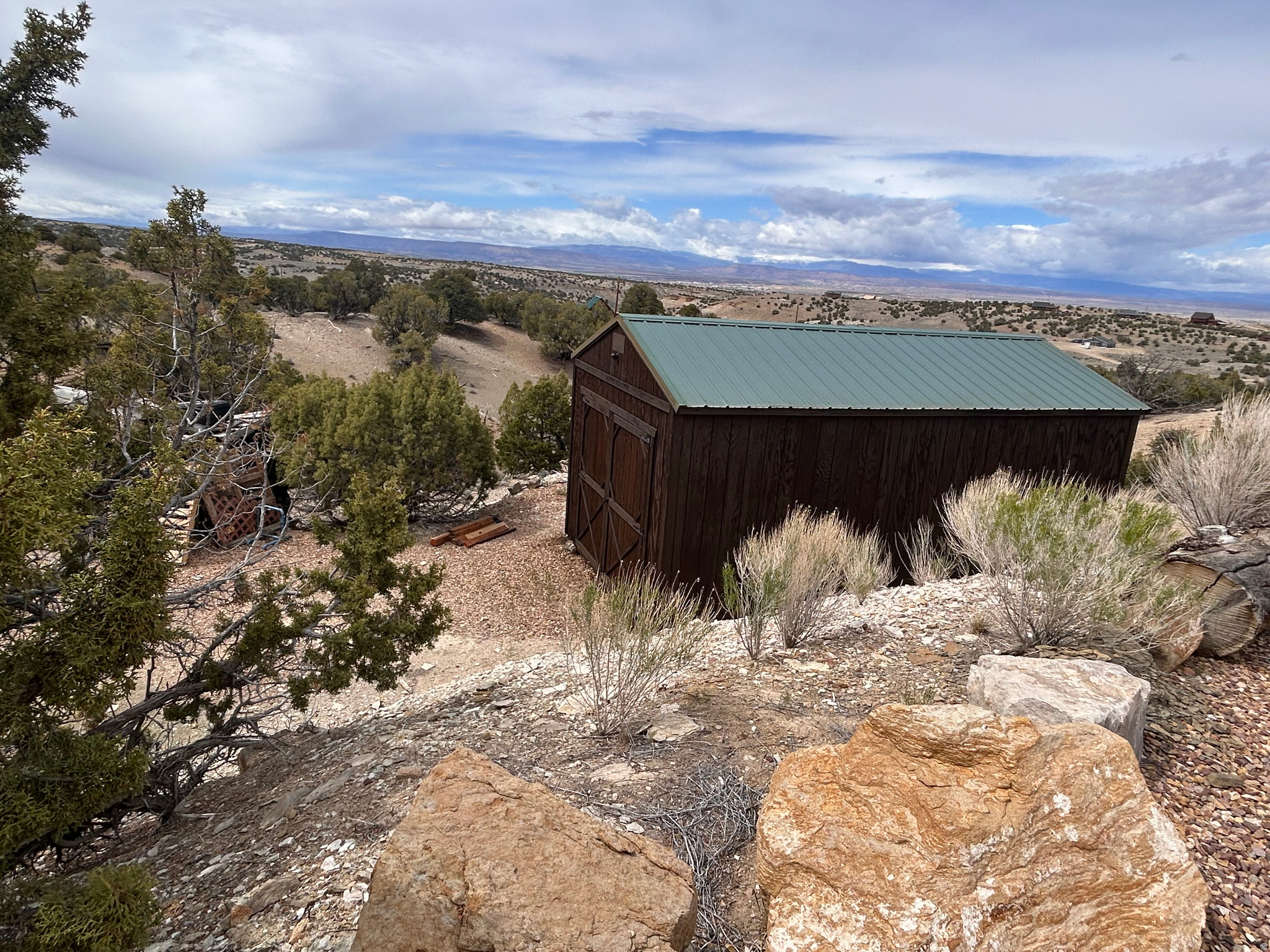 main property photo 28