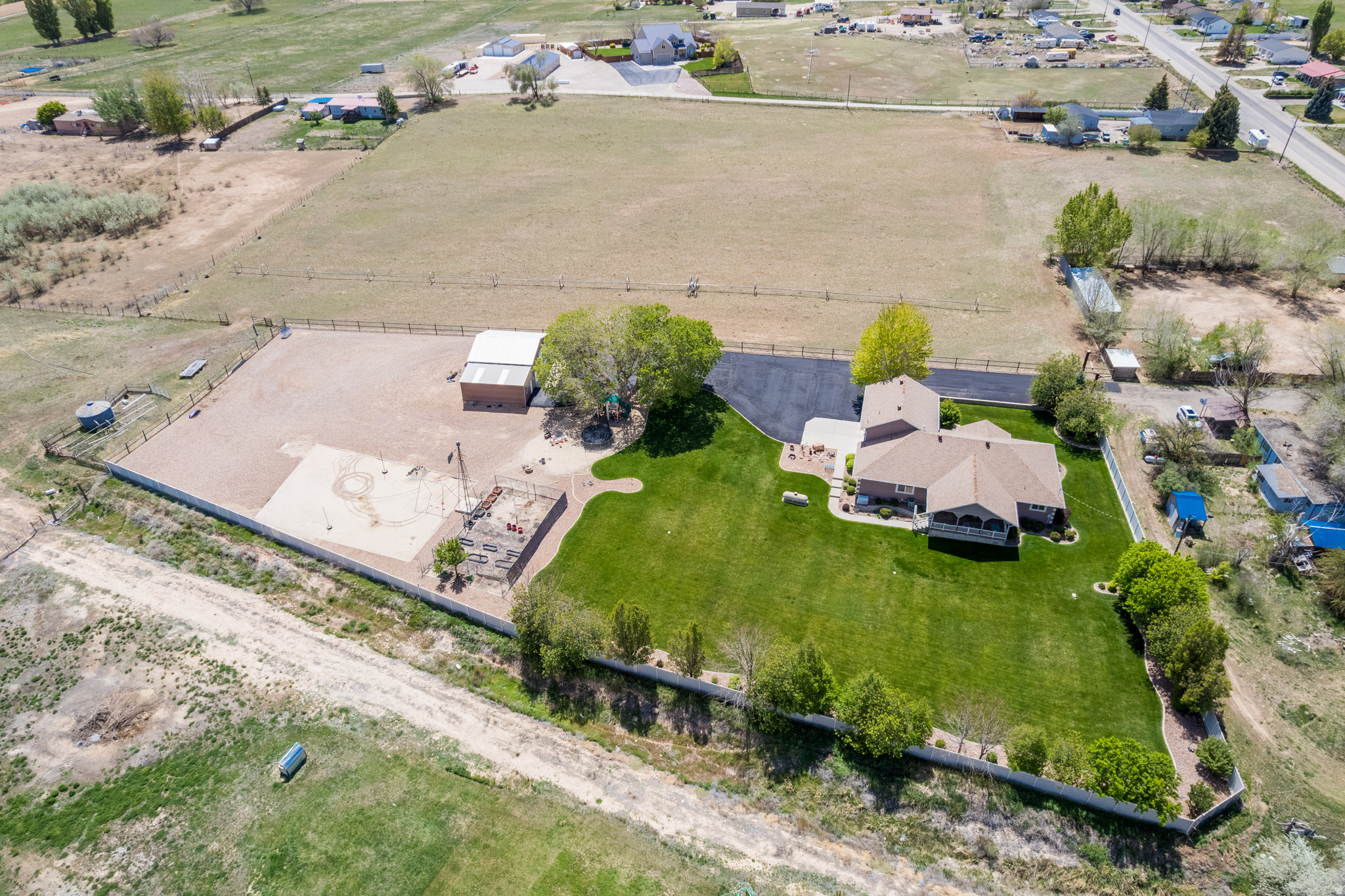 main property photo 48