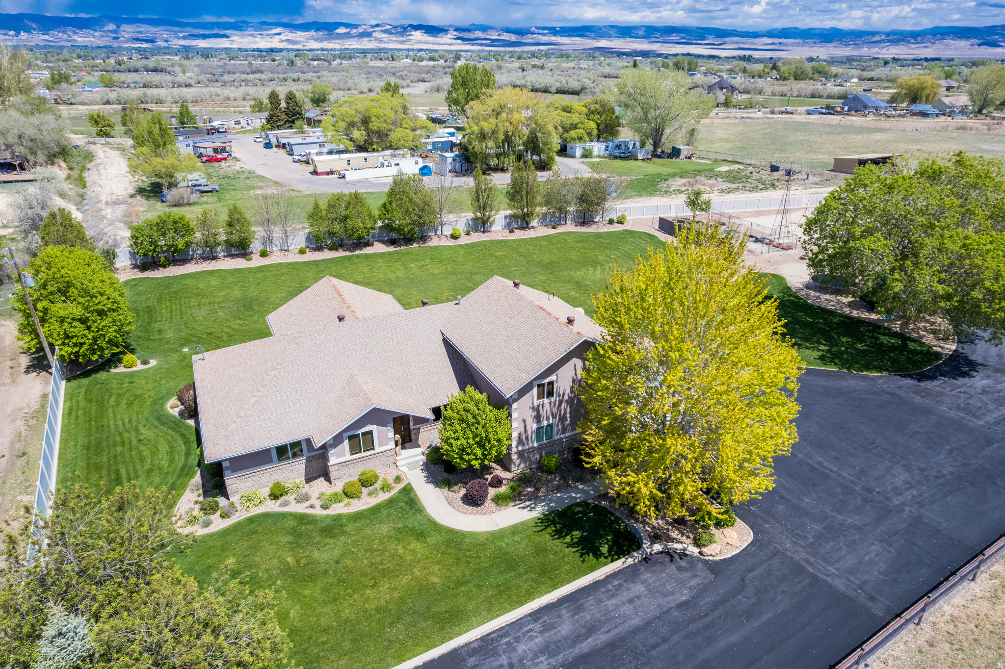 main property photo 60