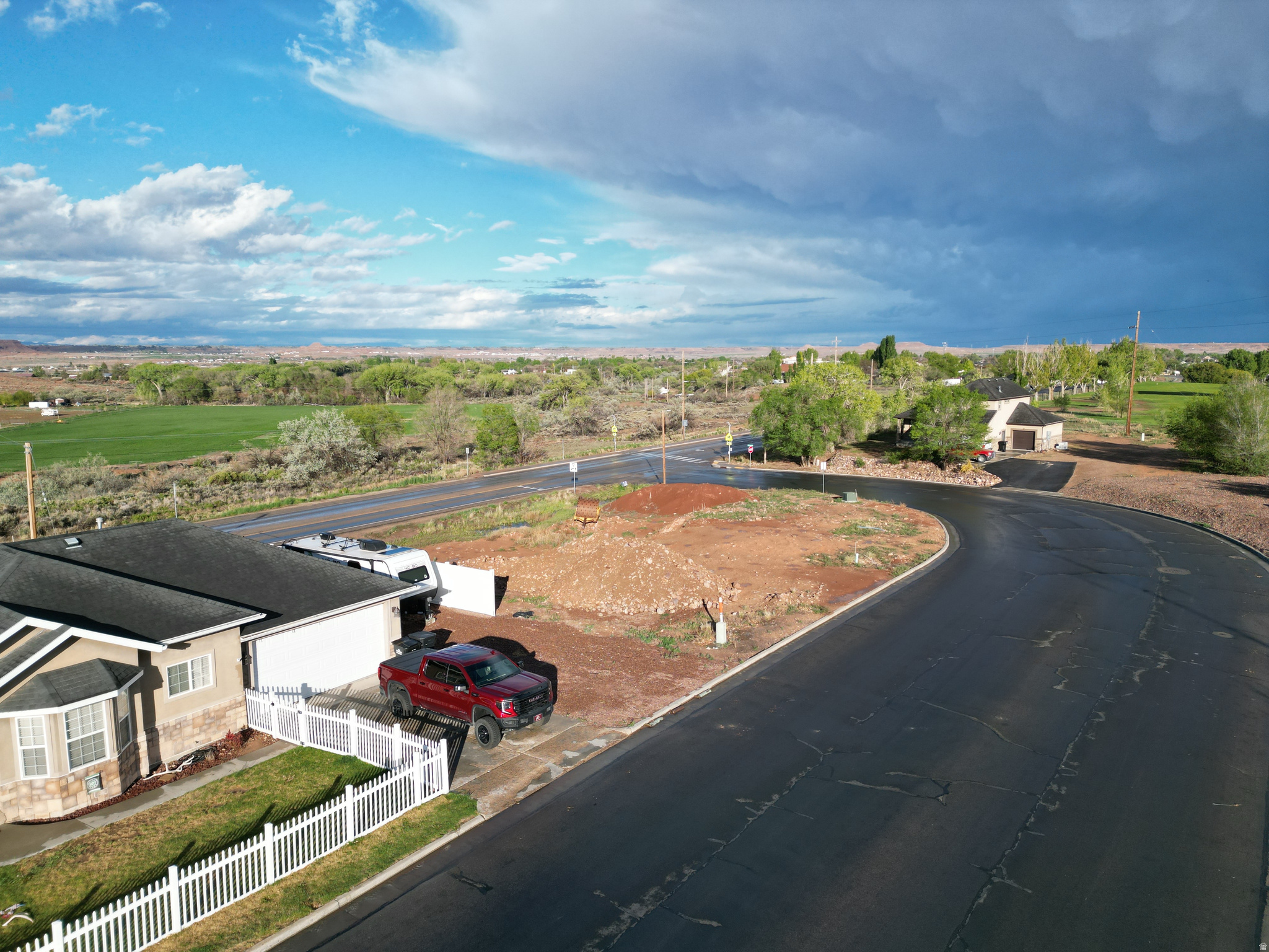 main property photo 15