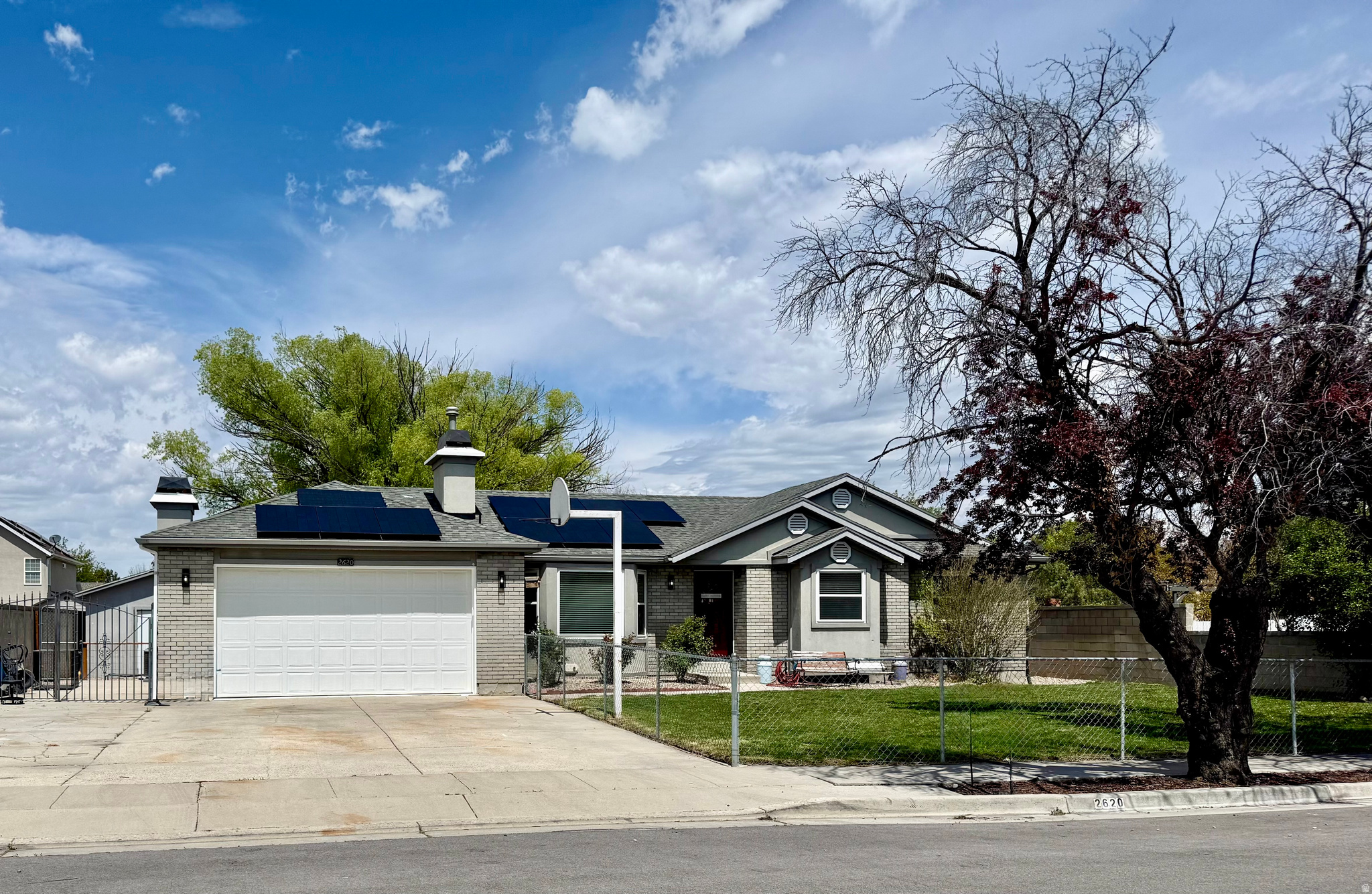 main property photo 30