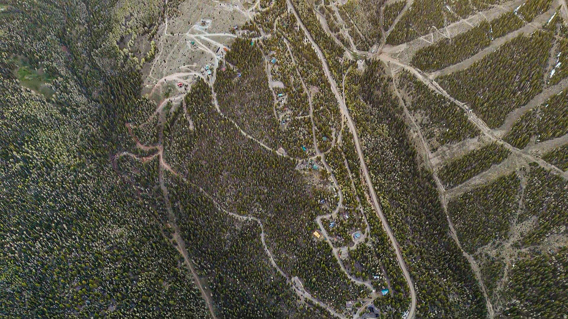 main property photo 13