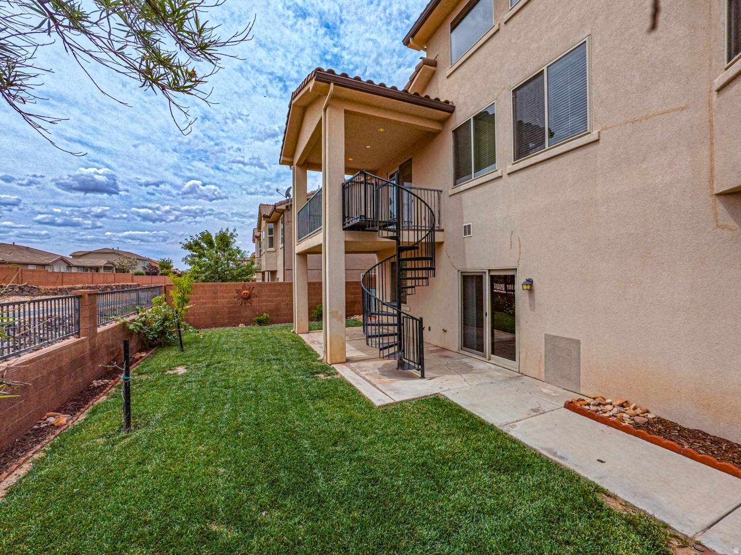 main property photo 58