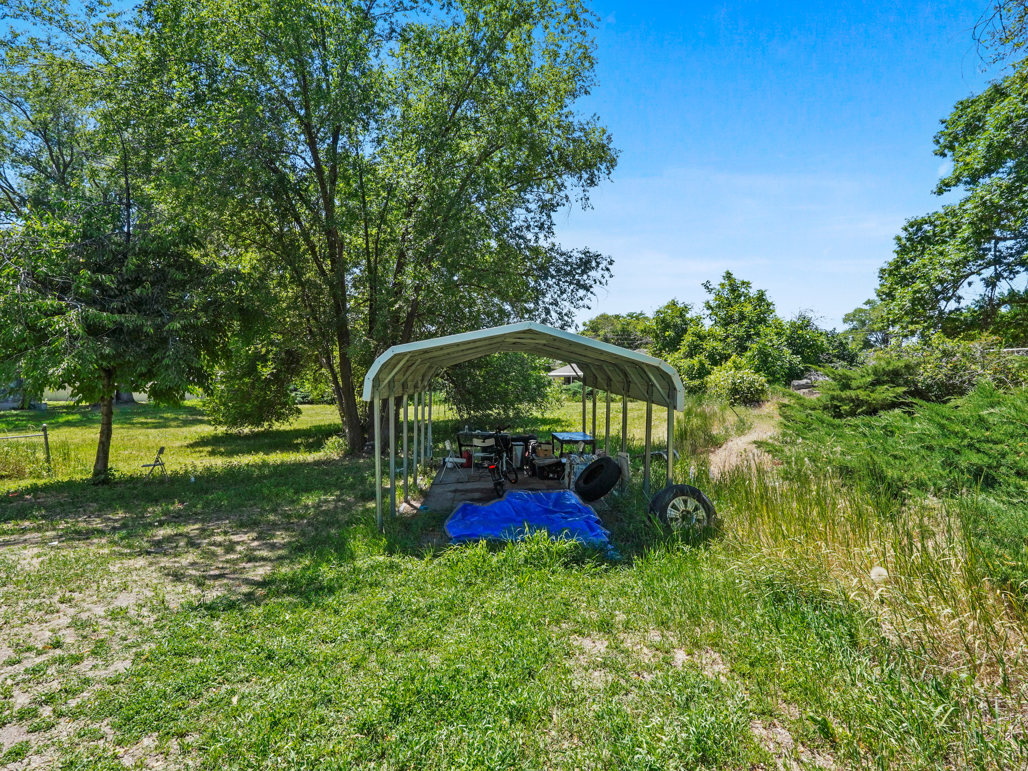 main property photo 20