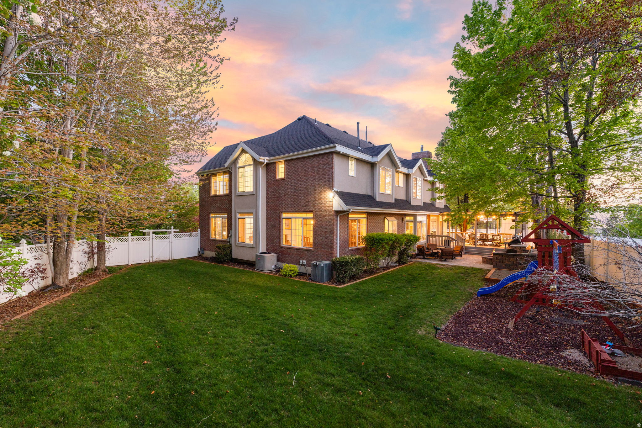 main property photo 50