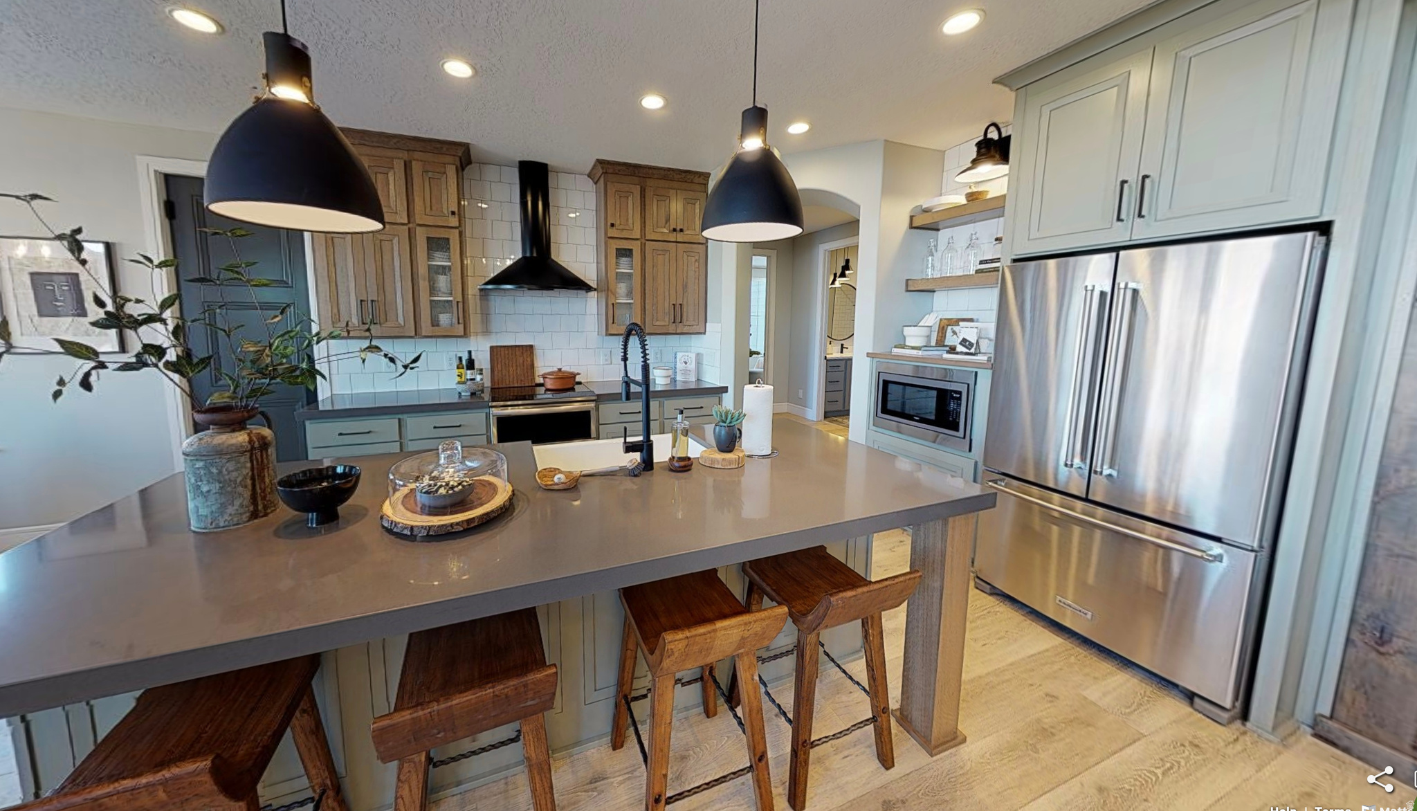 main property photo 3