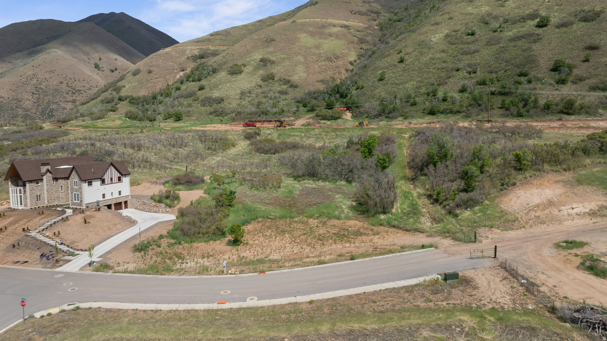 main property photo 15
