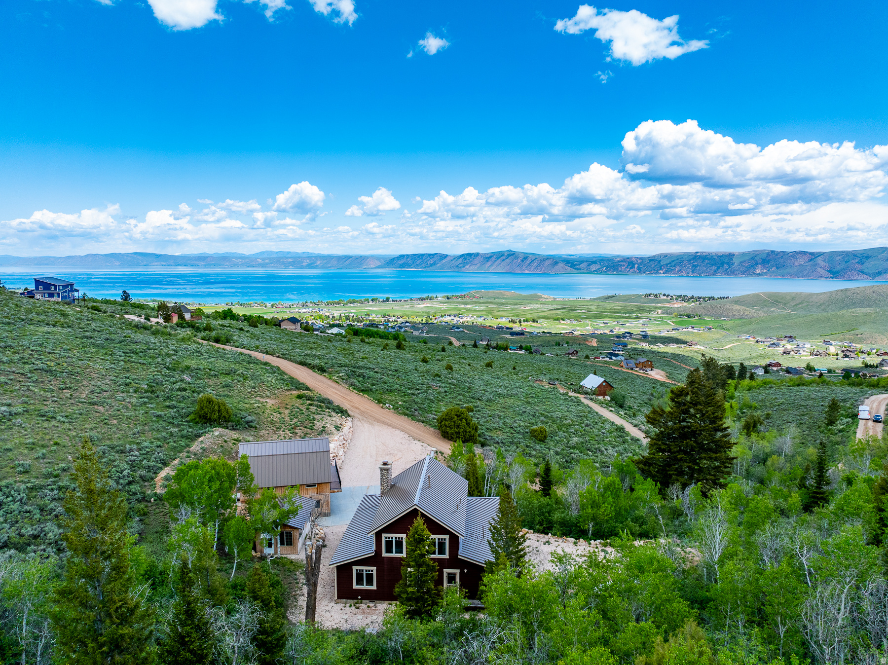 main property photo 9